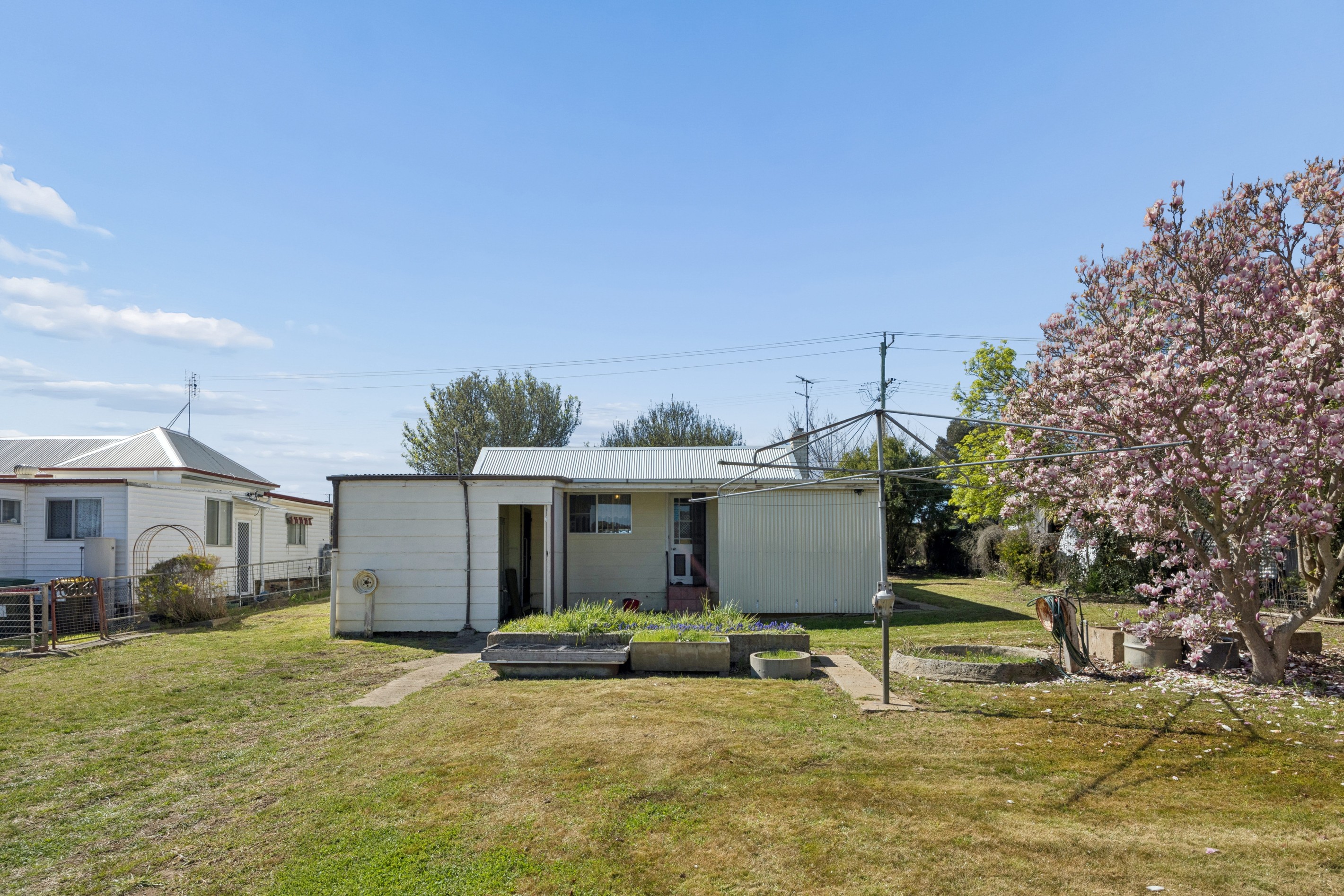 100 Clarke Street, Harden, NSW 2587