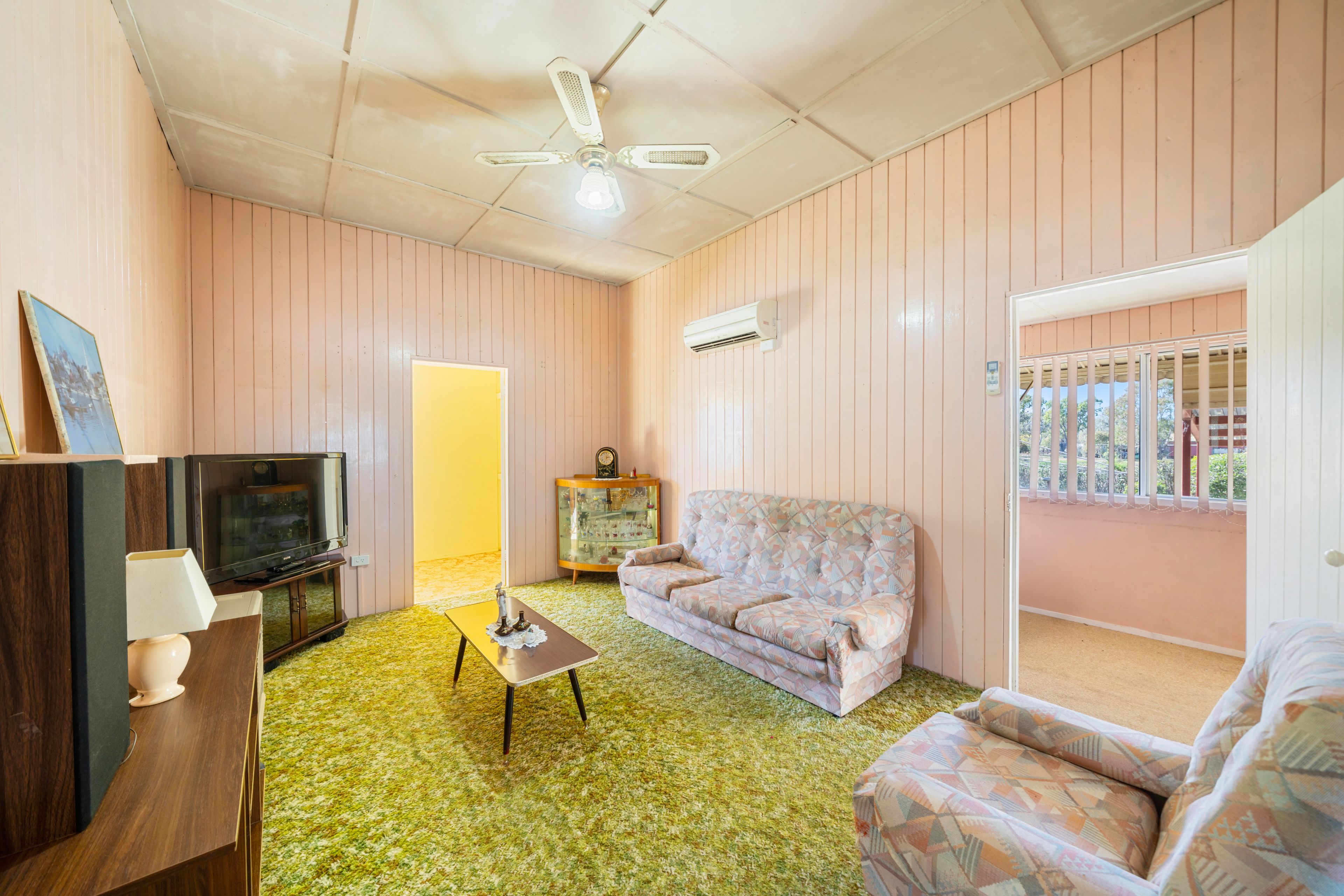 26 Perham Street — photo 4 of 14