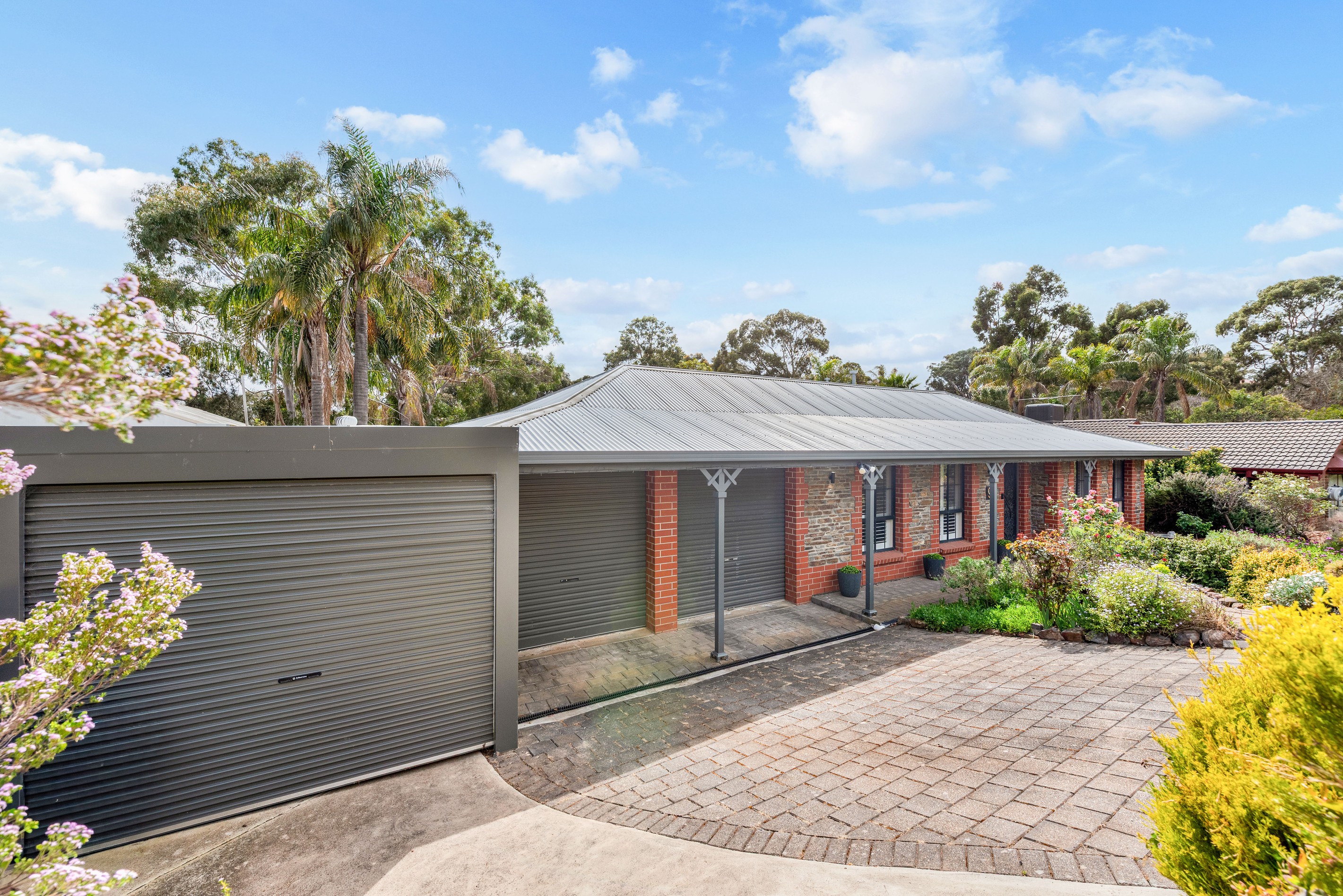 9 Salerno Court, Woodcroft, SA 5162