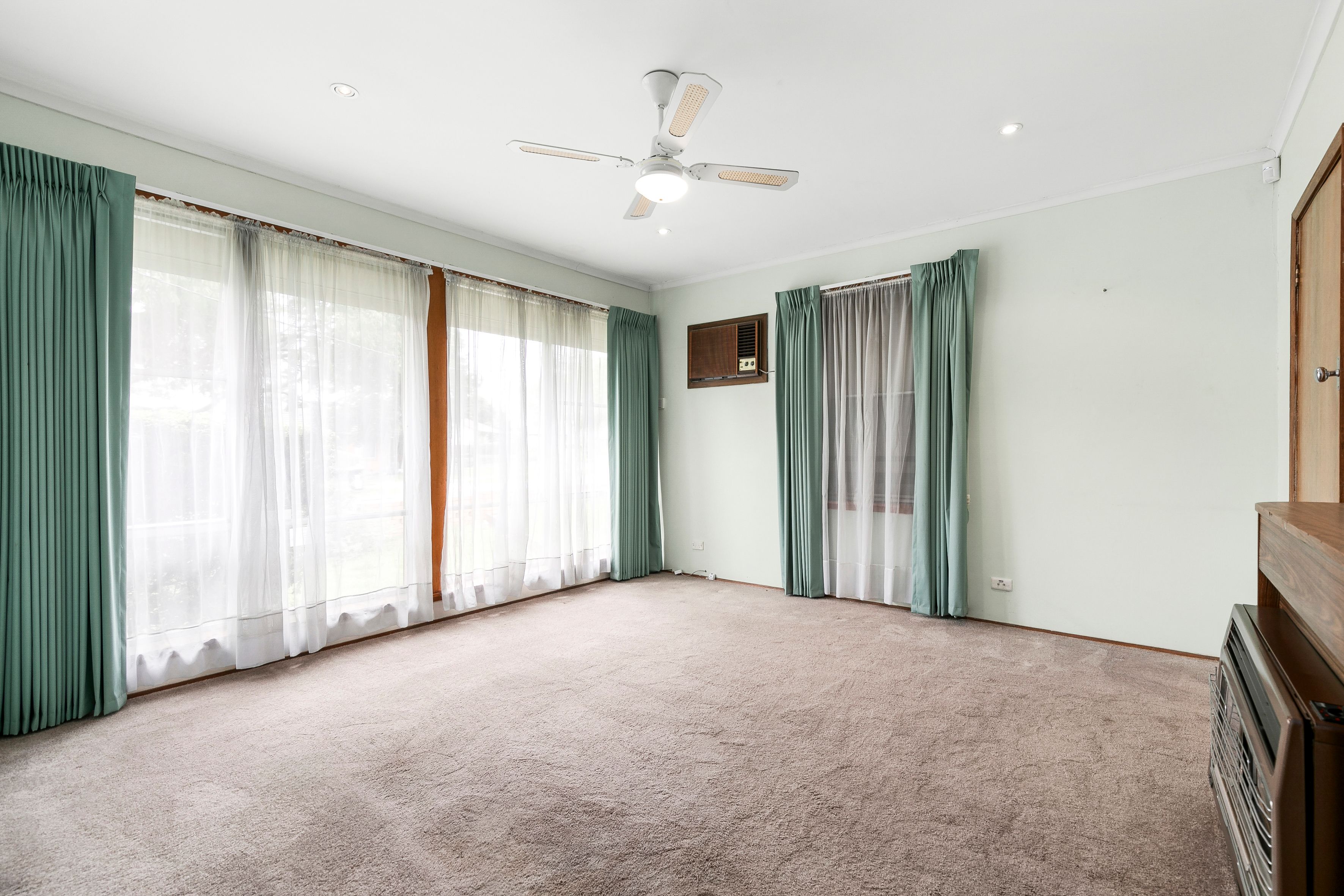 46 Hepburn Street — photo 4 of 17