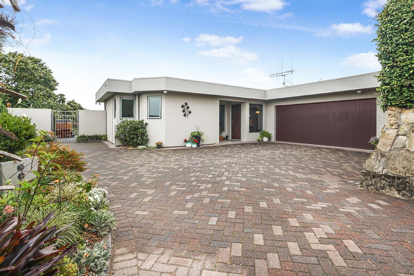 15A Kingsley Street photo 0