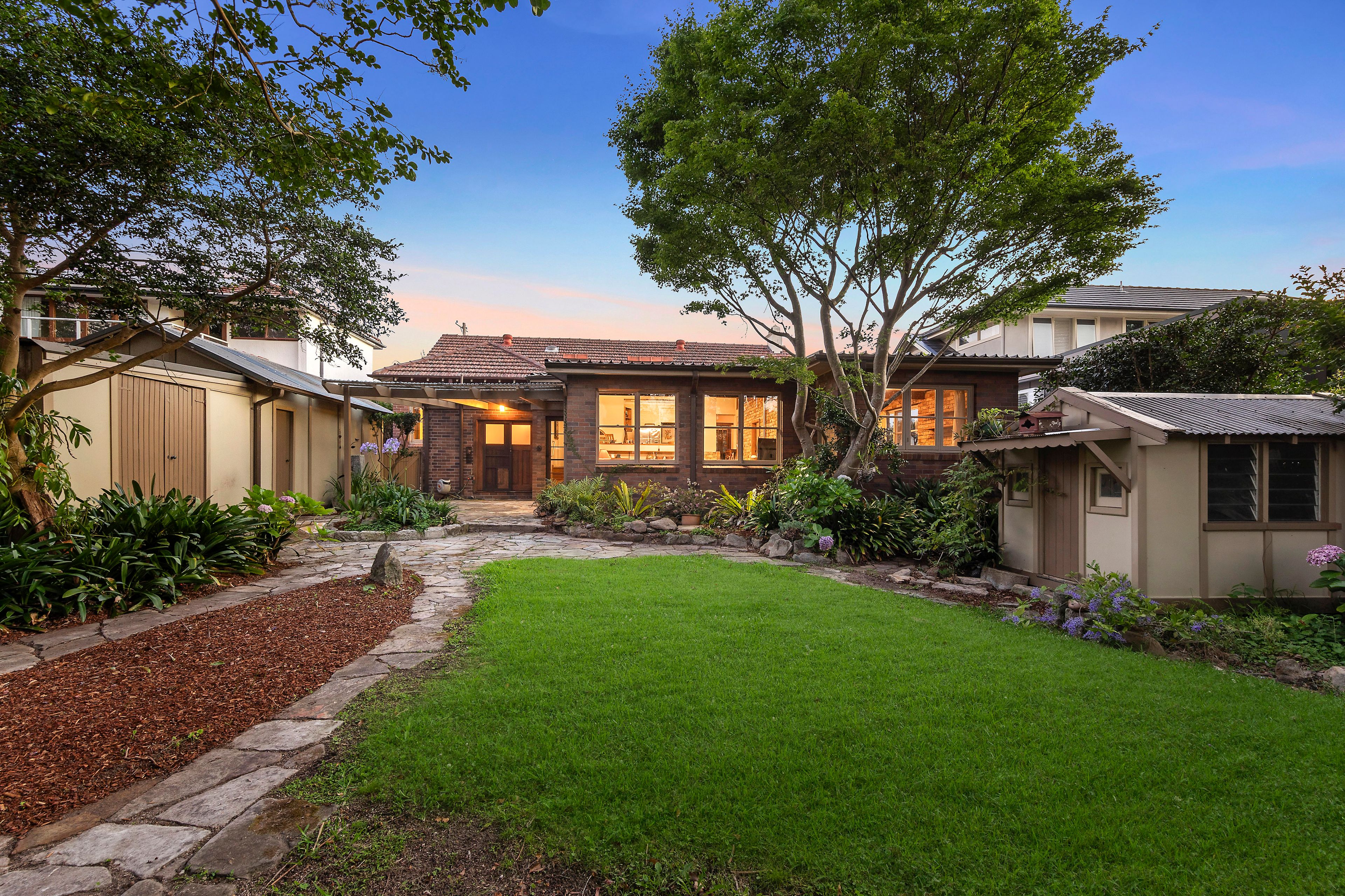 12 Duntroon Avenue, Roseville, NSW 2069
