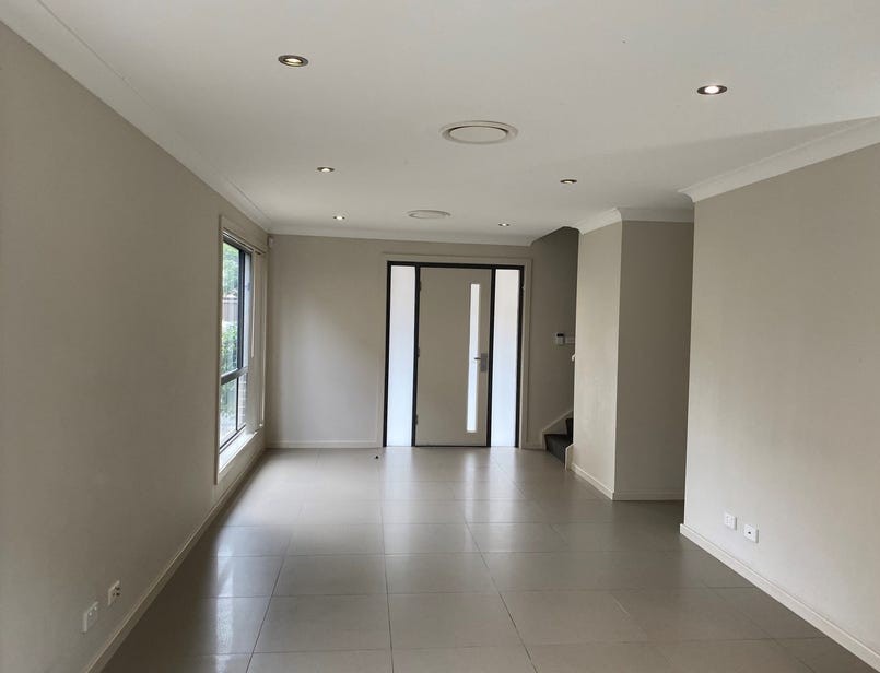 2/93 Adelaide Street, Oxley Park, NSW 2760