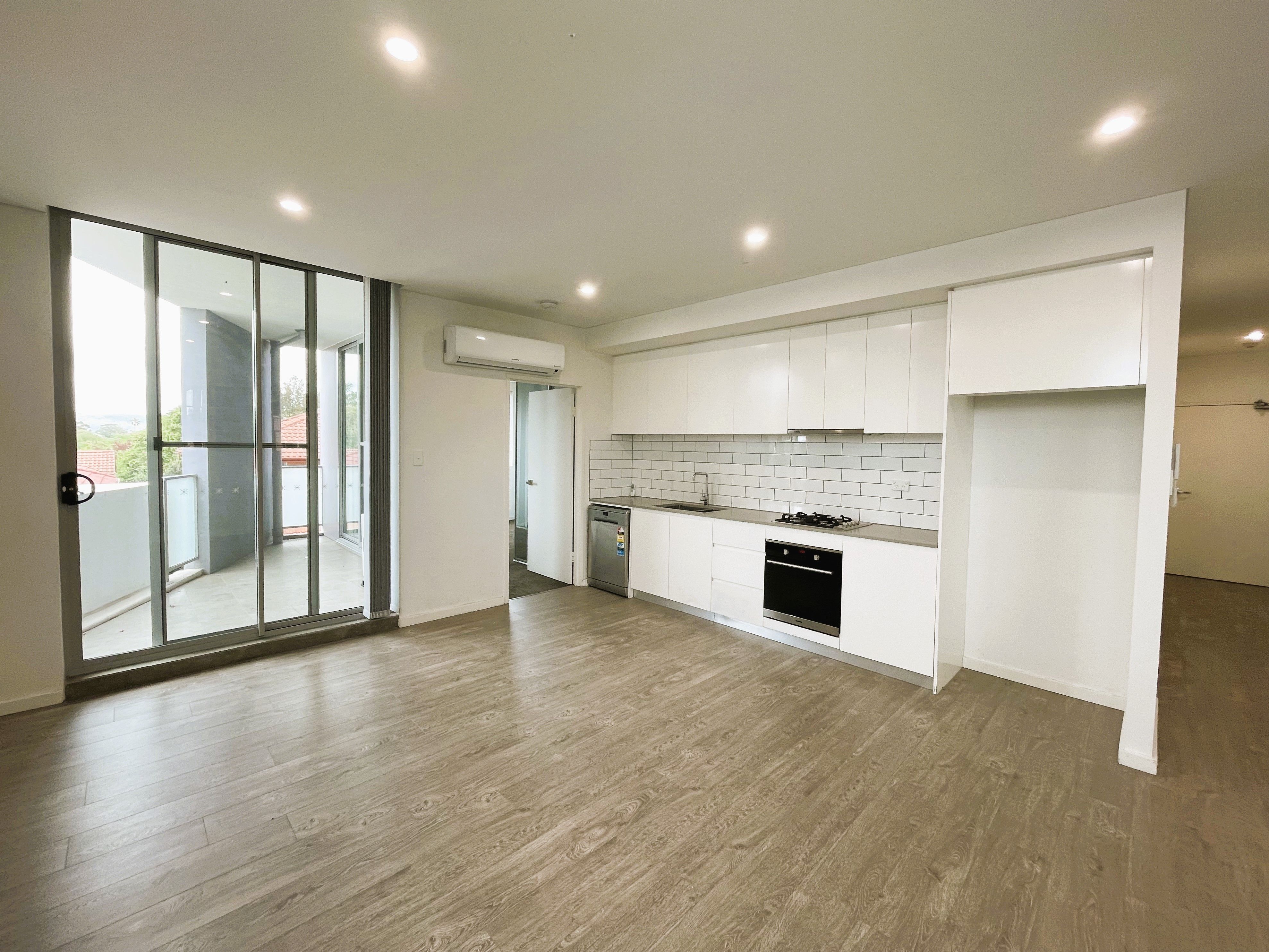 42-44 Lethbridge Street, Penrith, NSW 2750
