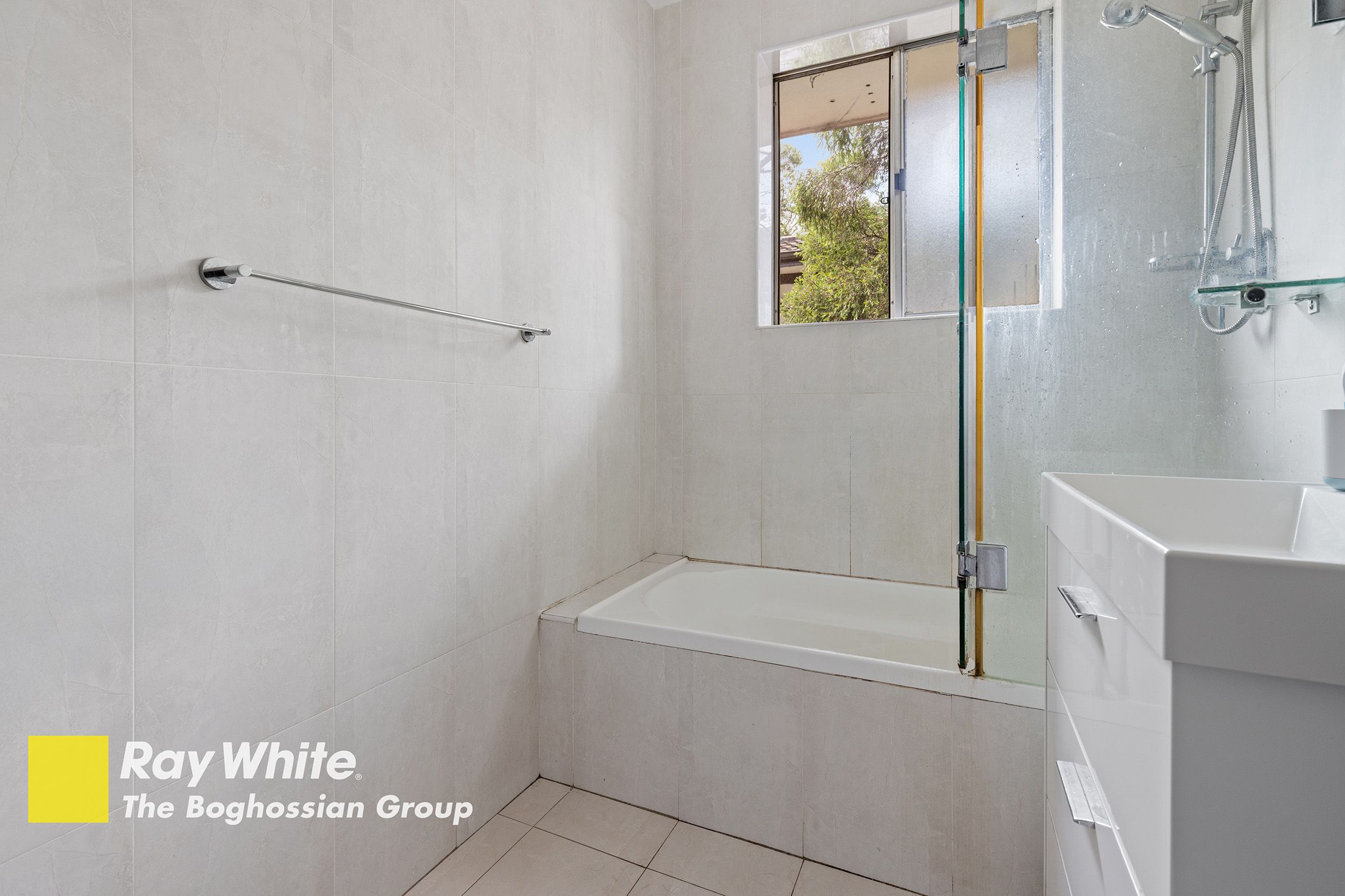 92 Duke Street — photo 8 of 23