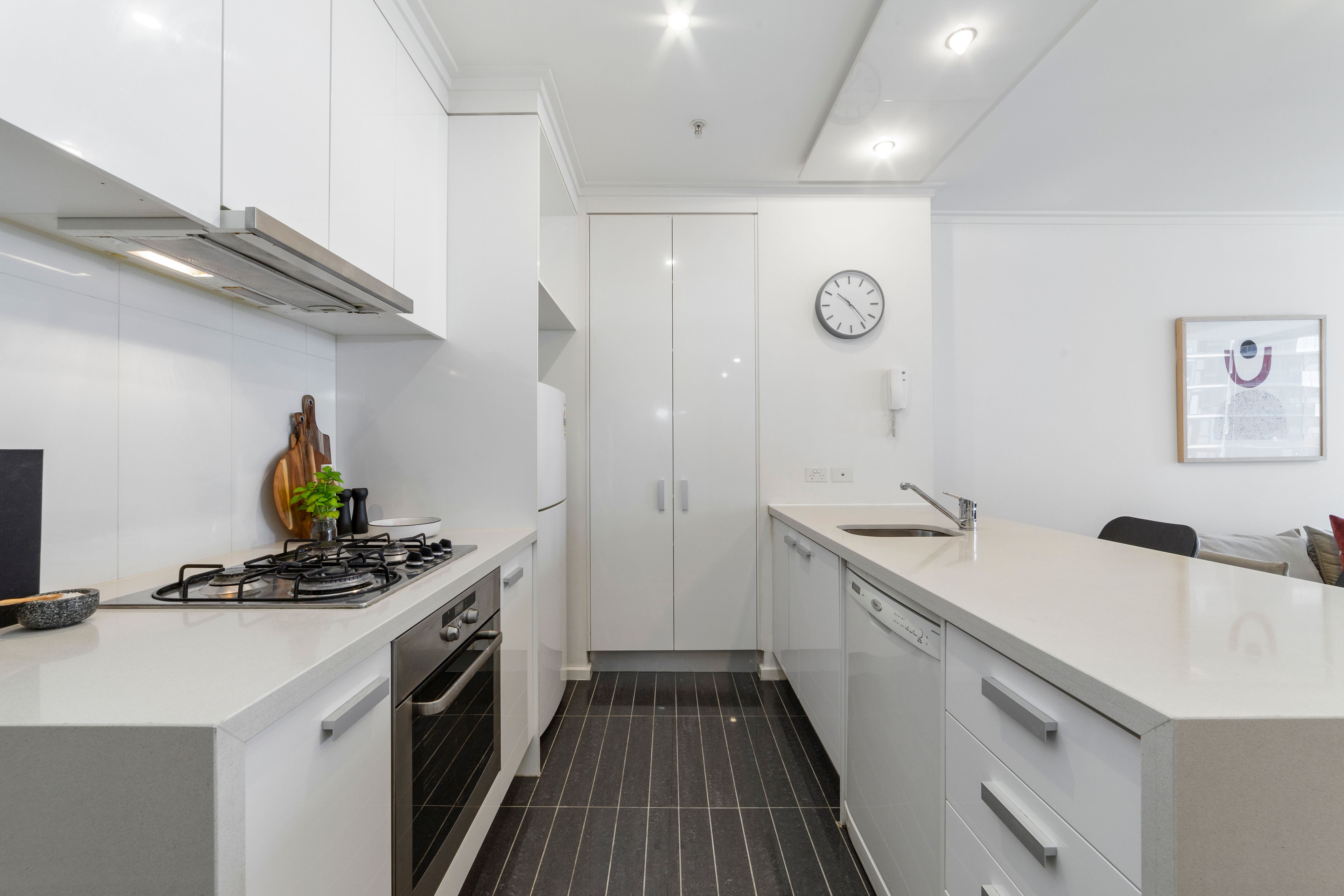 1206/63 Whiteman Street, Southbank, VIC 3006