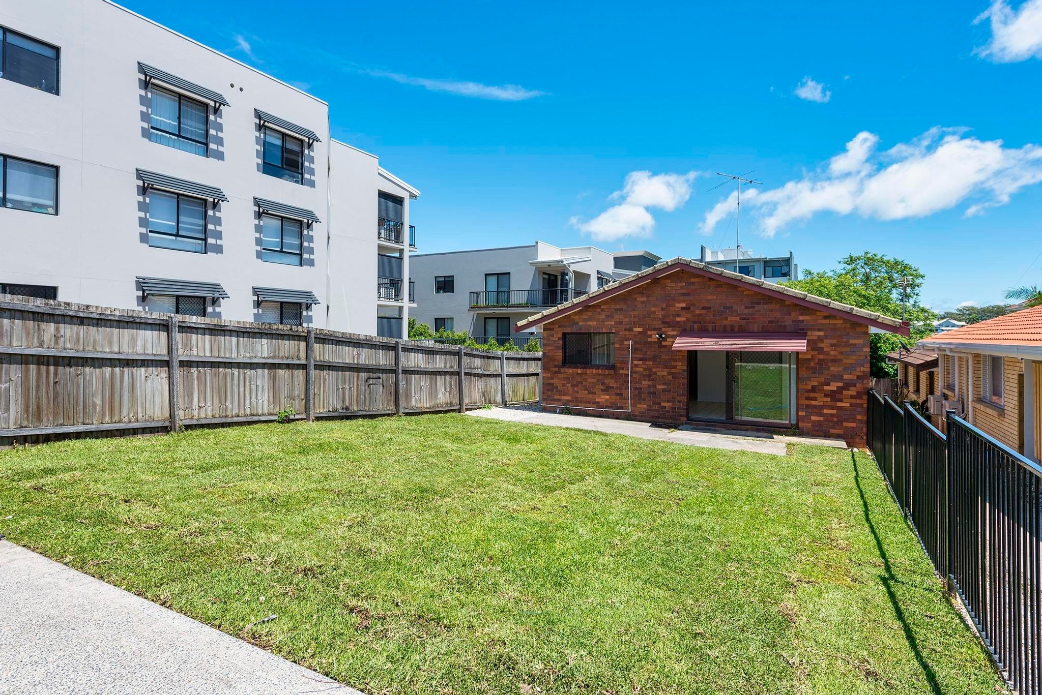 1/13 Lloyd Street, Southport, QLD 4215