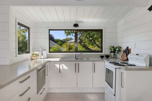 10 Lindoch Avenue photo 24