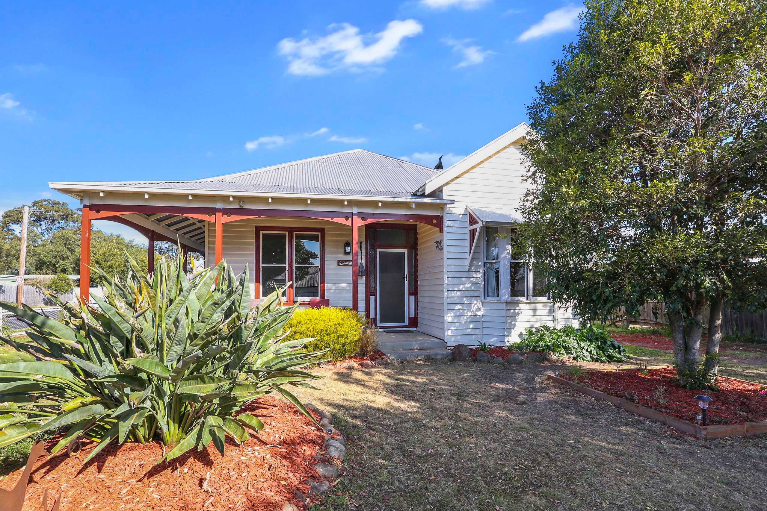 32 River Street, Little River, VIC 3211