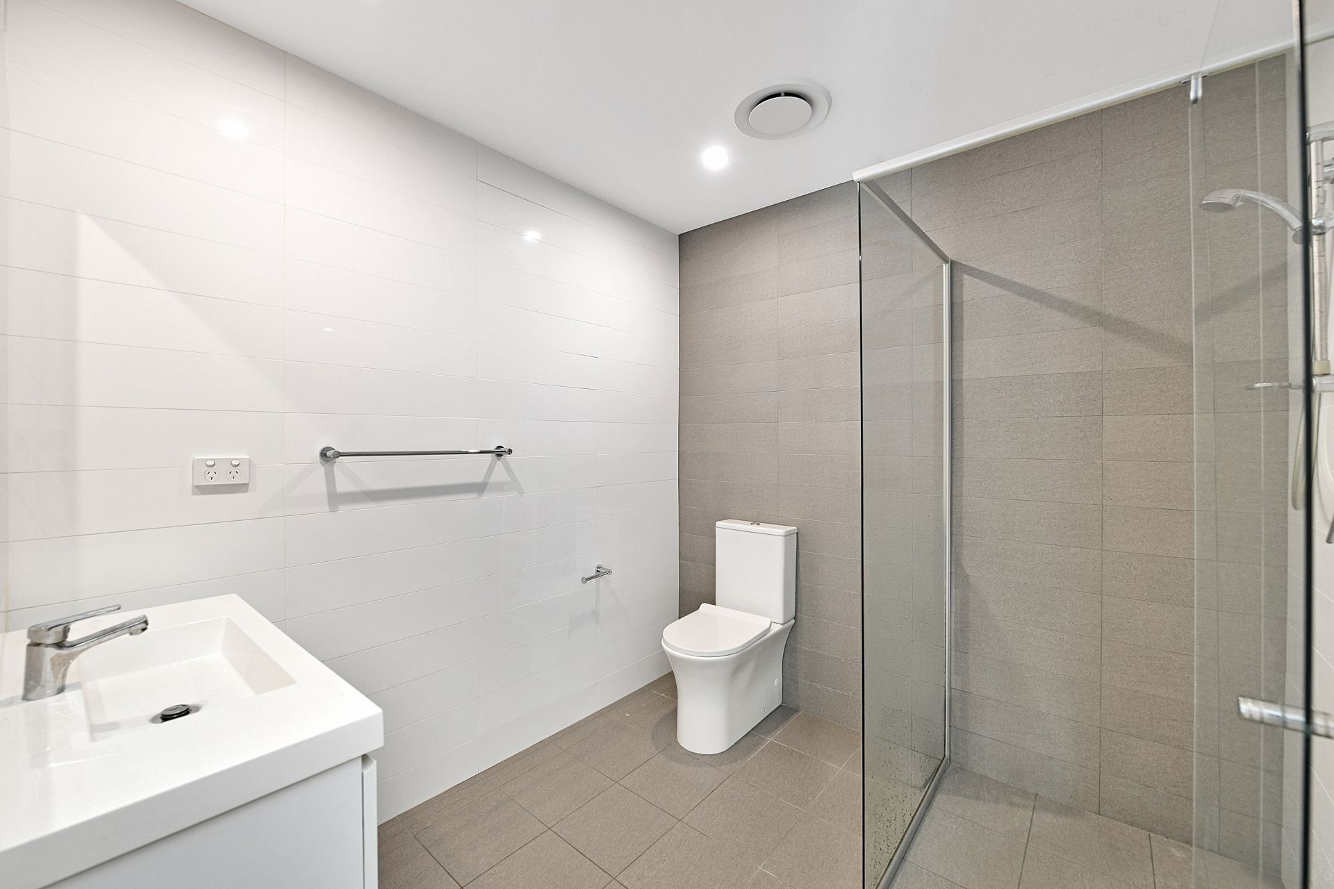 10B Charles Street — photo 8 of 9