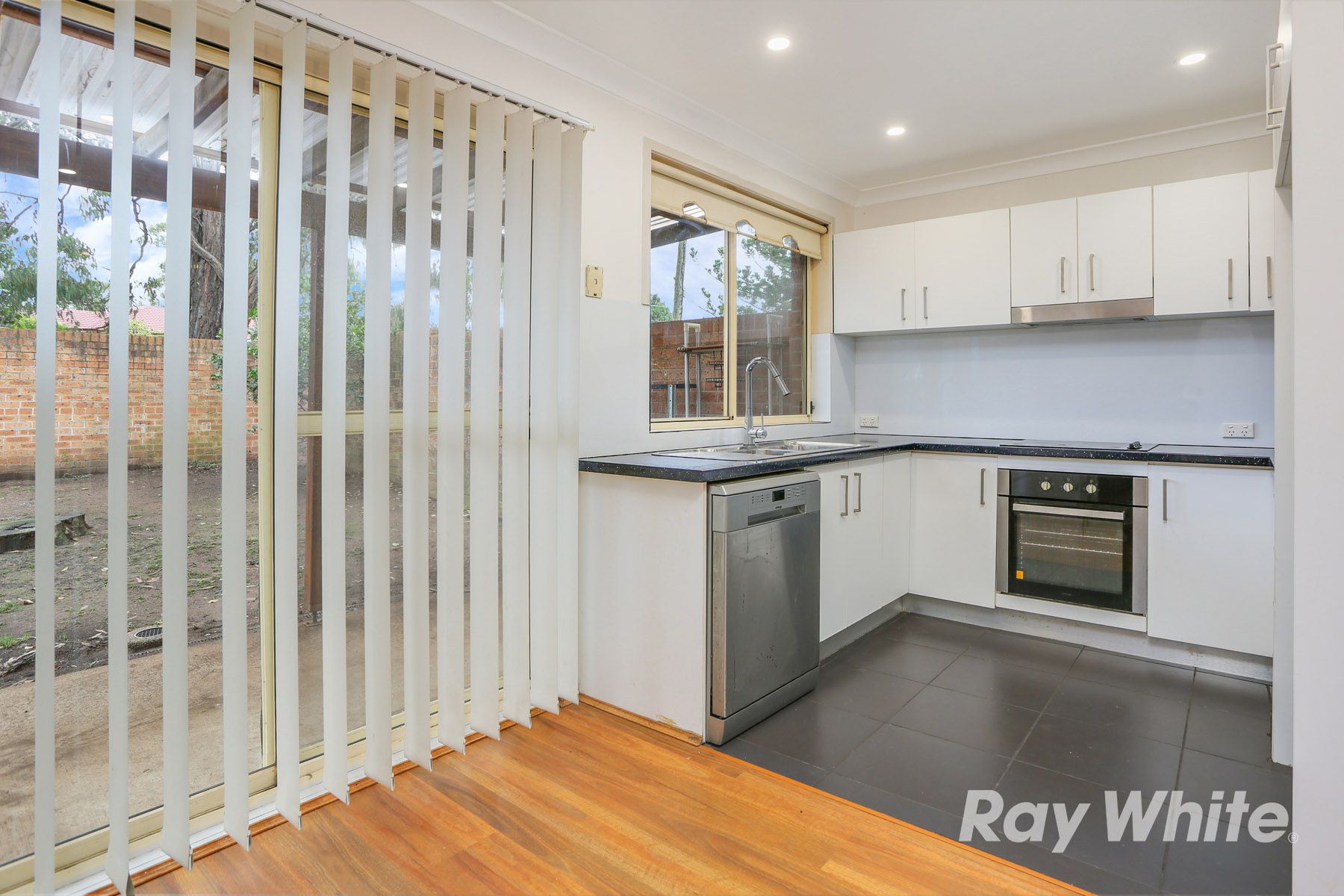 1/39 Blenheim Avenue, Rooty Hill, NSW 2766