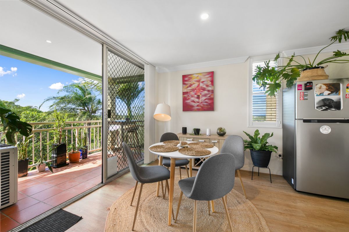 2/93 Swann Road, Taringa, QLD 4068