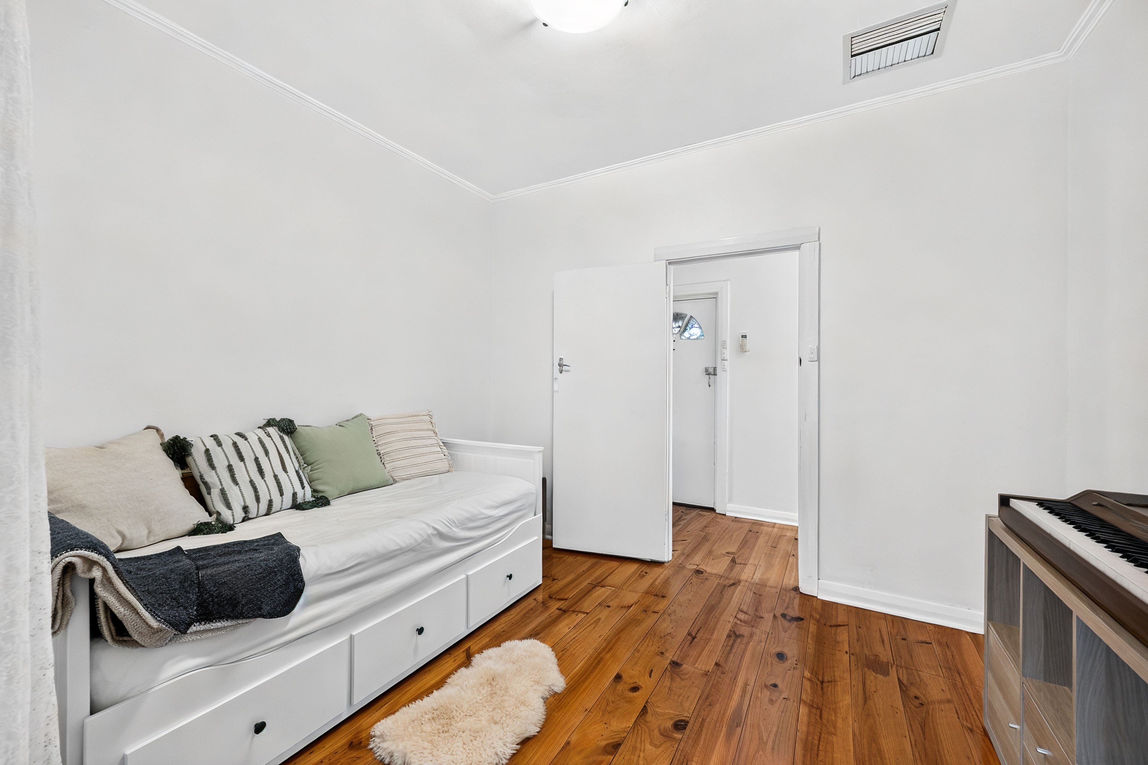 24A Mary Street — photo 13 of 24