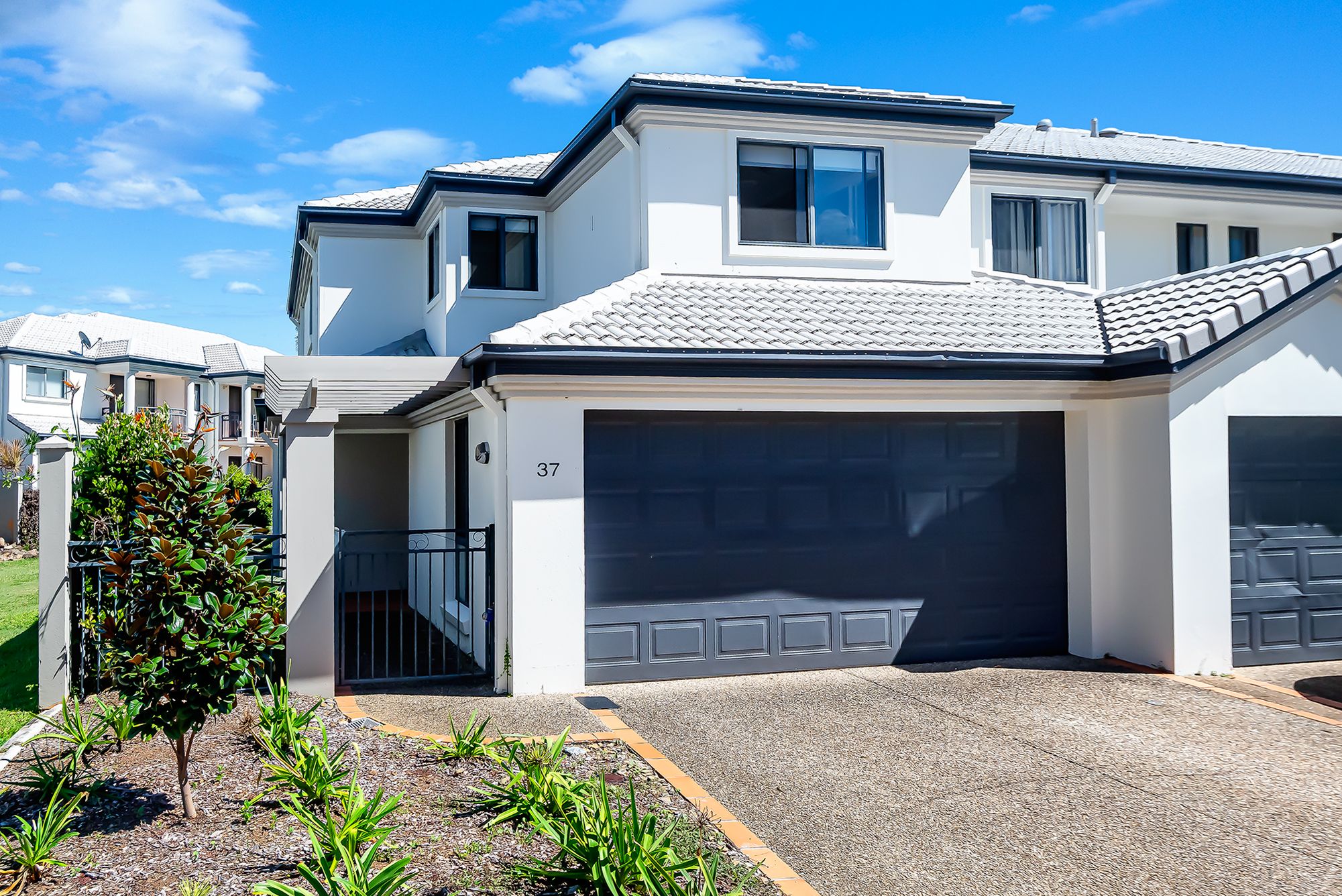 37/85 Palm Meadows Drive — photo from Ray White Robina