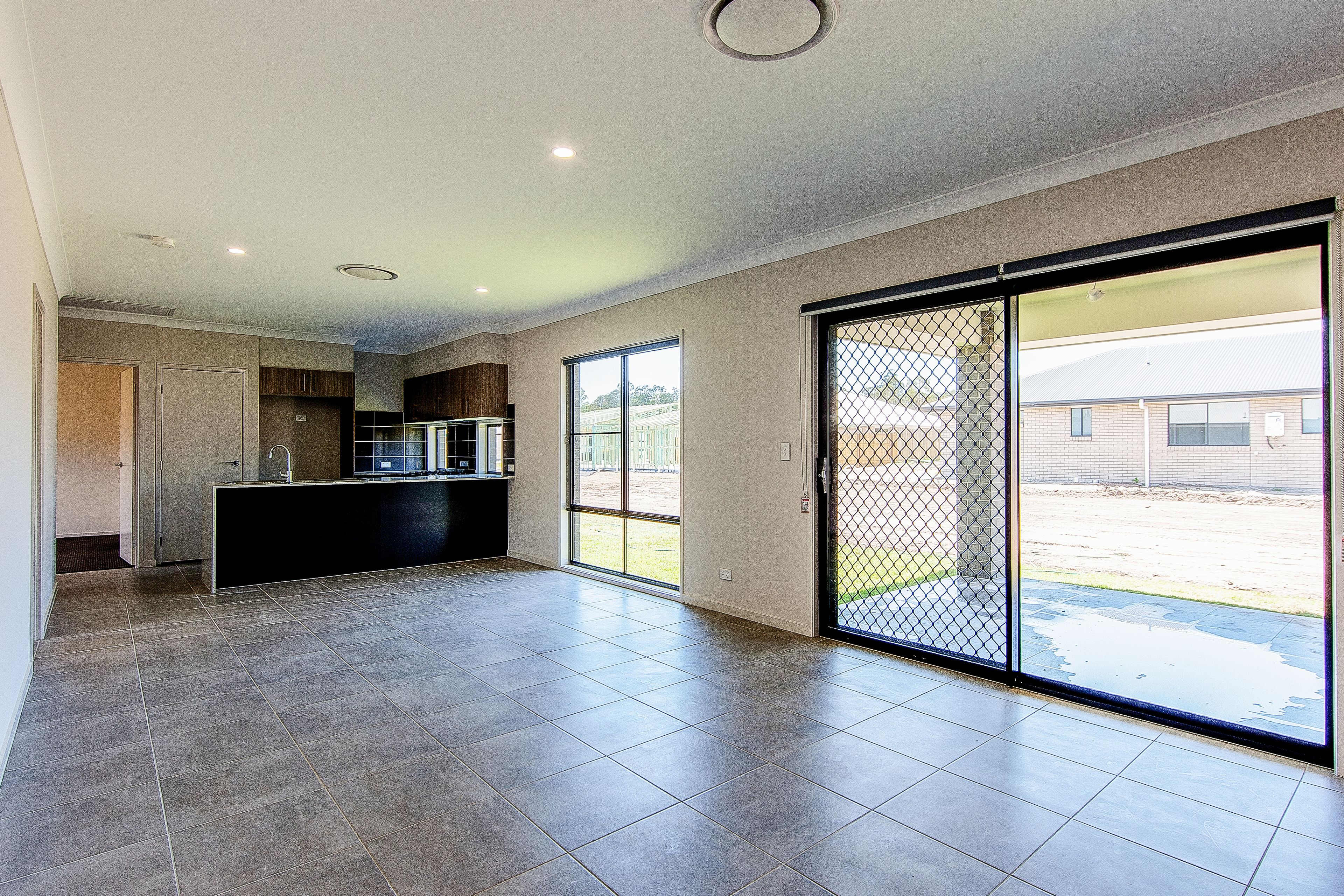 63 Cambridge Street, YARRABILBA, QLD 4207