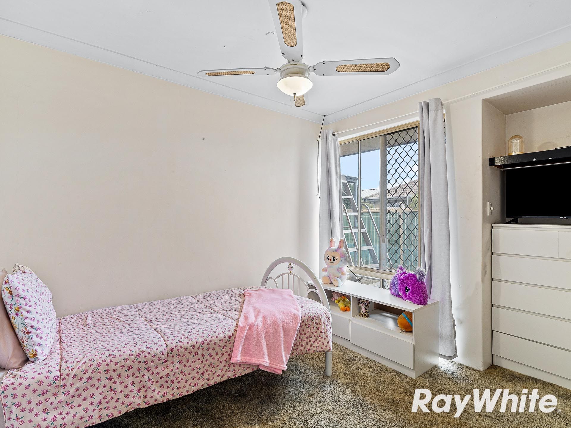 50 Marshall Avenue — photo 13 of 21