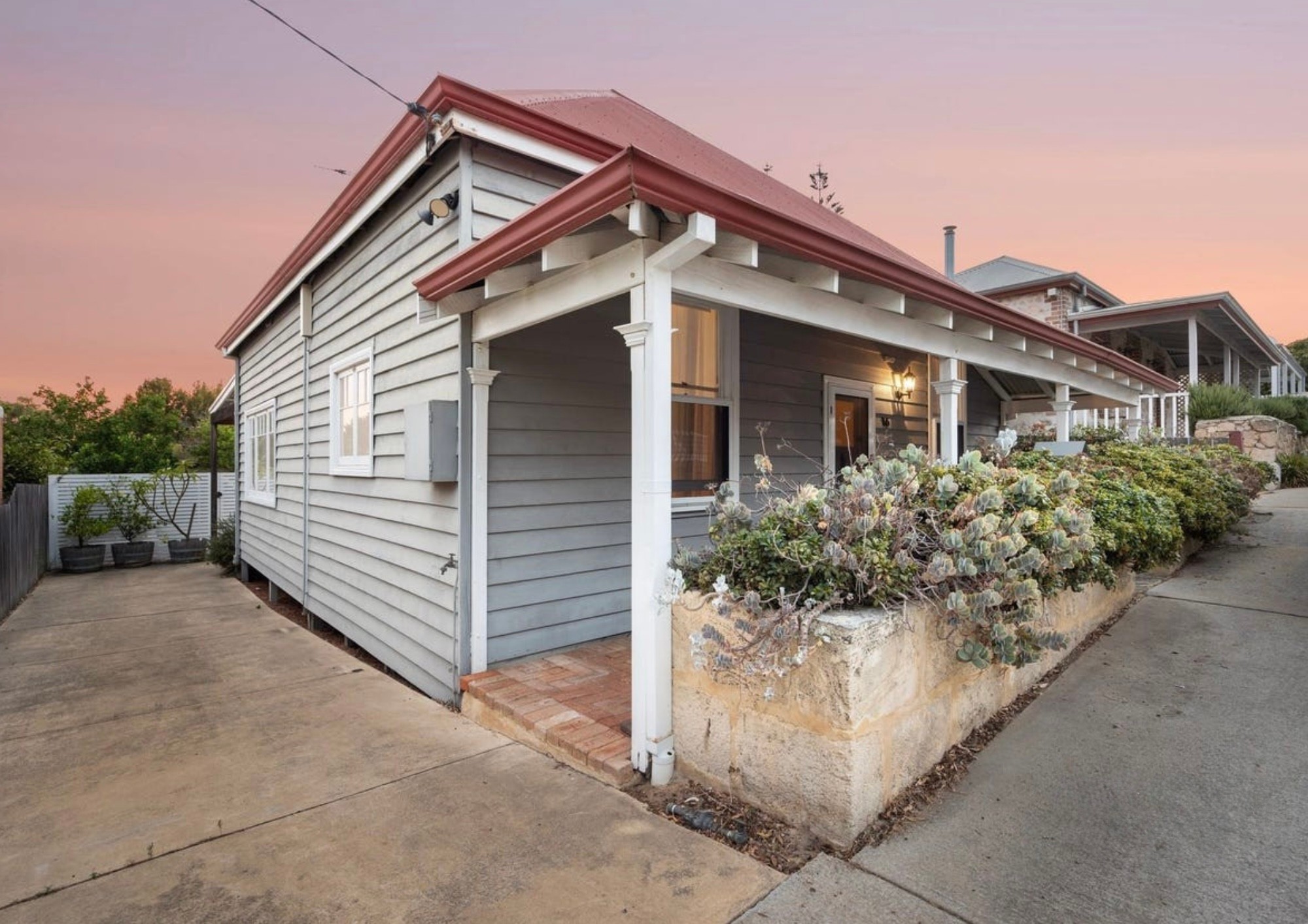 16 Staples Street, North Fremantle, WA 6159