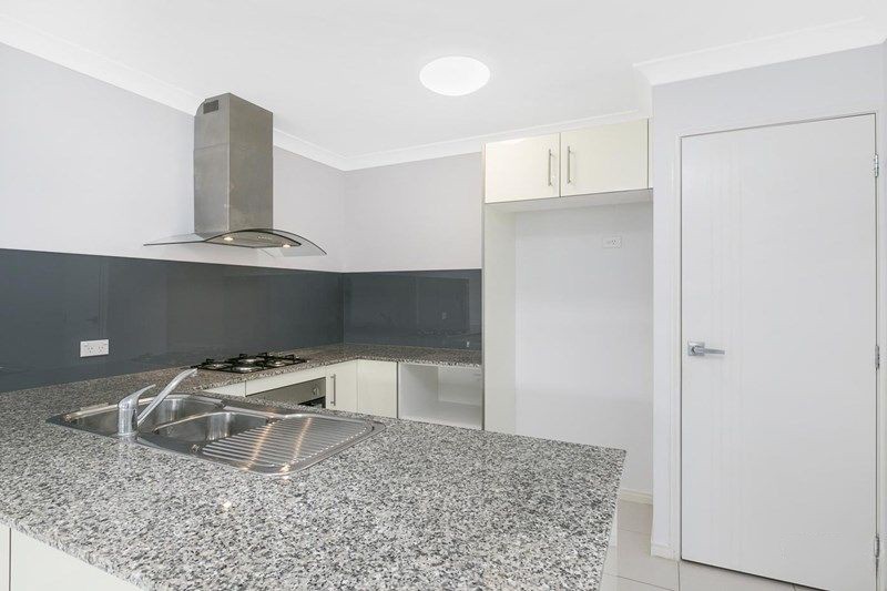 11 Wellington Place, Narangba, QLD 4504