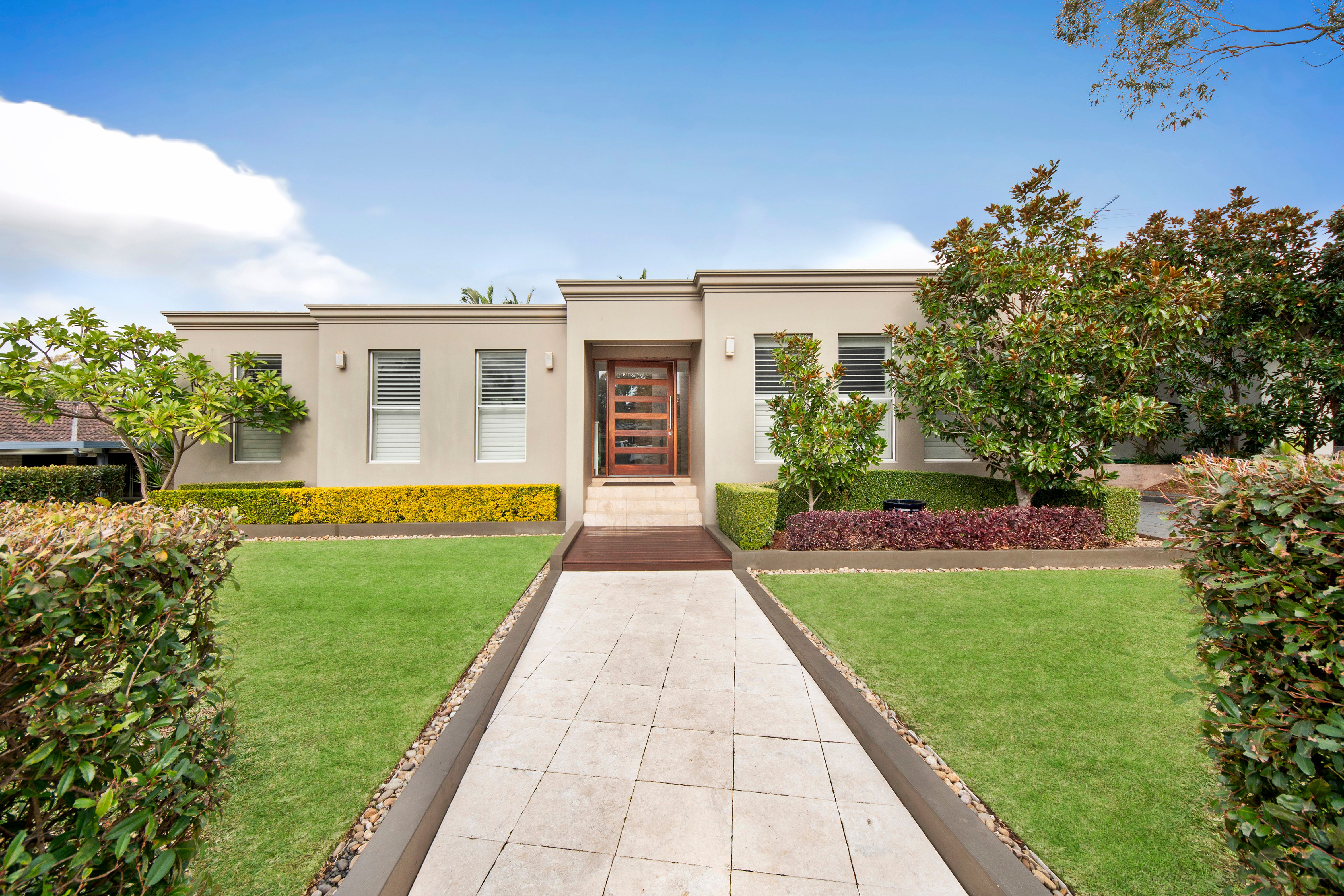 10 Ilumba Place, Bangor NSW 2234