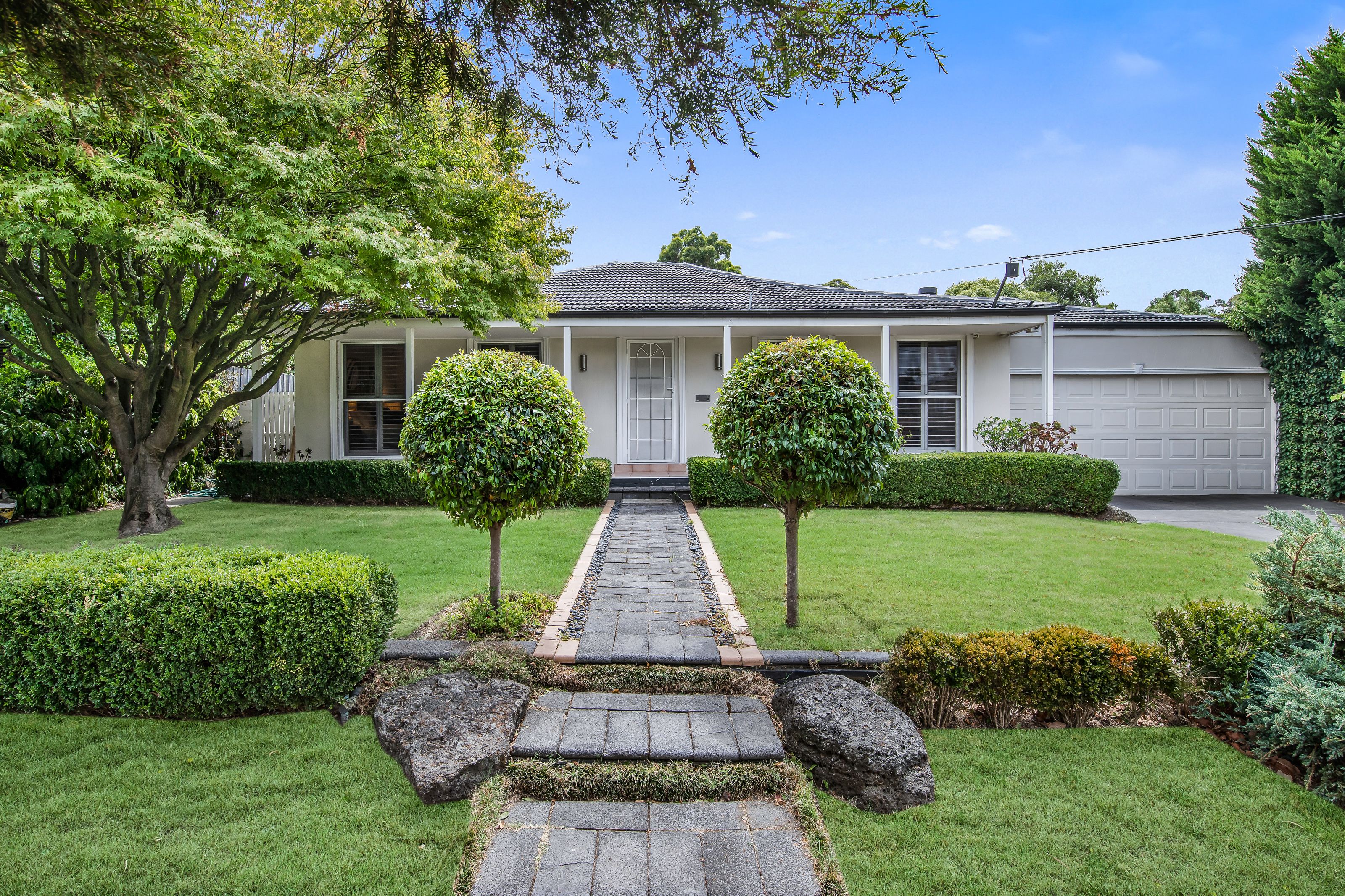 5 Bizley Street, Mount Waverley VIC 3149