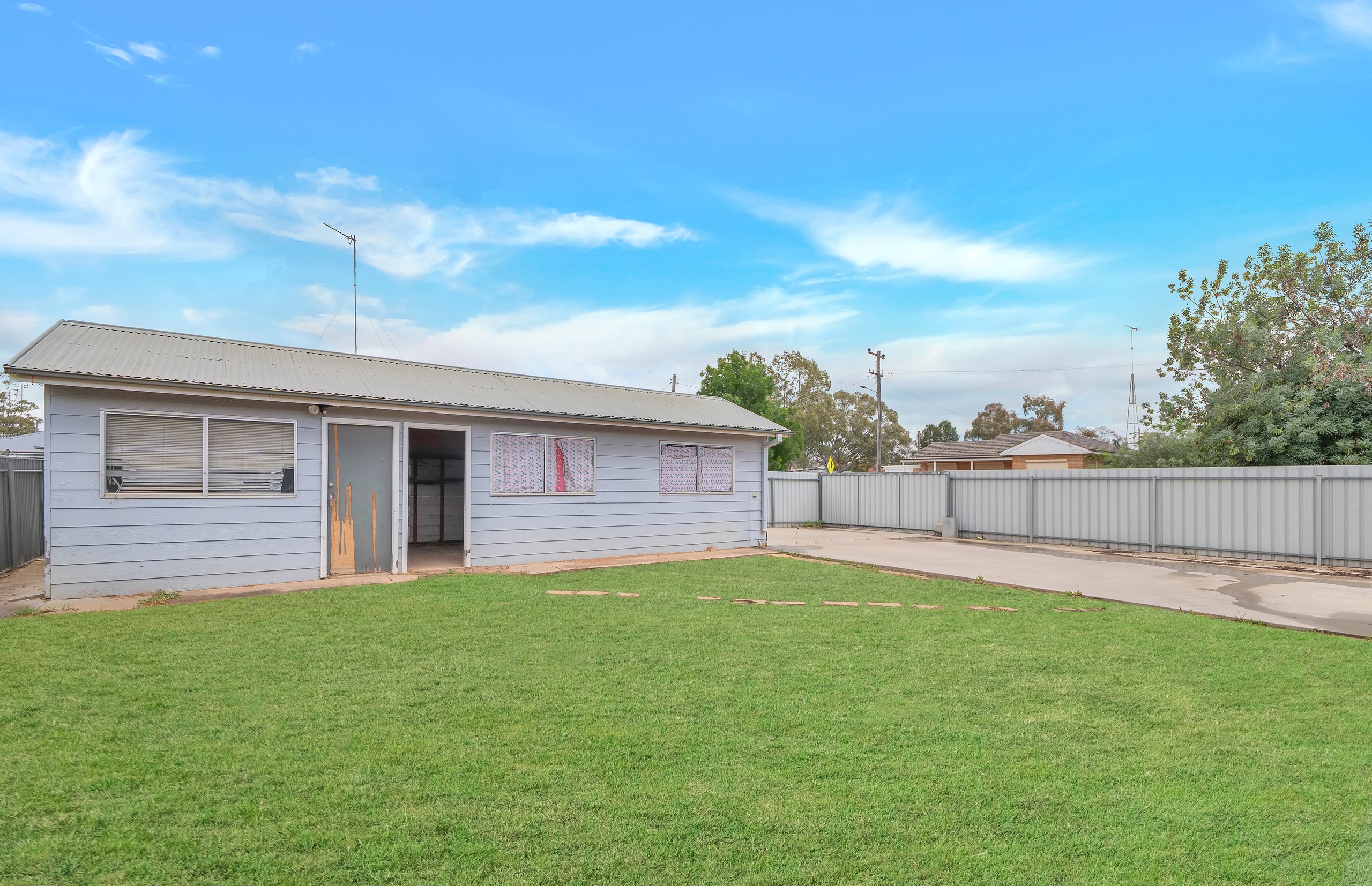 30 Monash Street, West Wyalong, NSW 2671