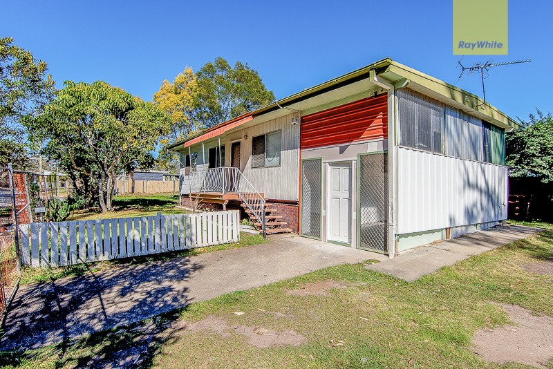 6 Brutus Street, Kingston, QLD 4114