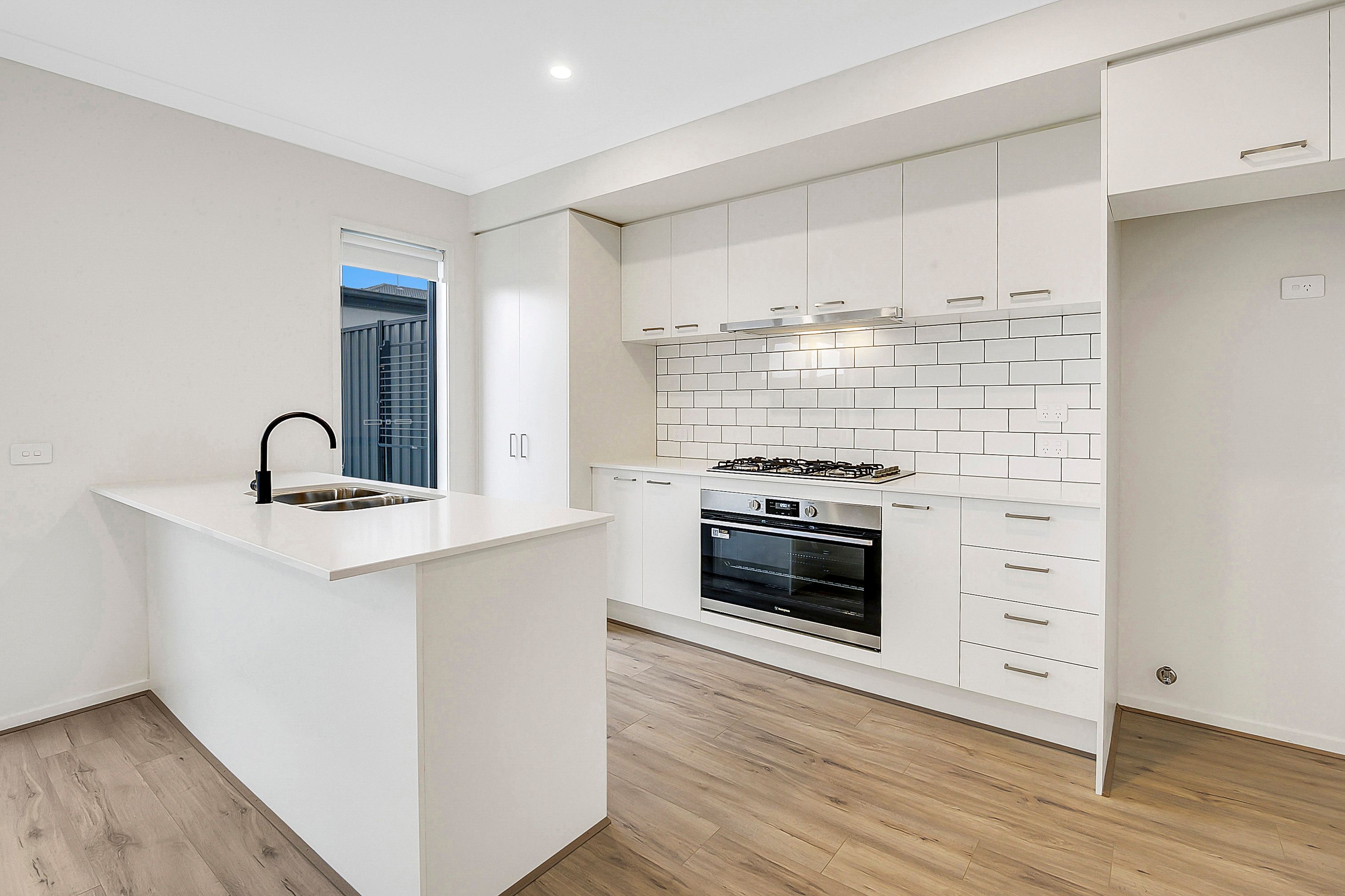 12 Fuchsia Walk, Kalkallo, VIC 3064