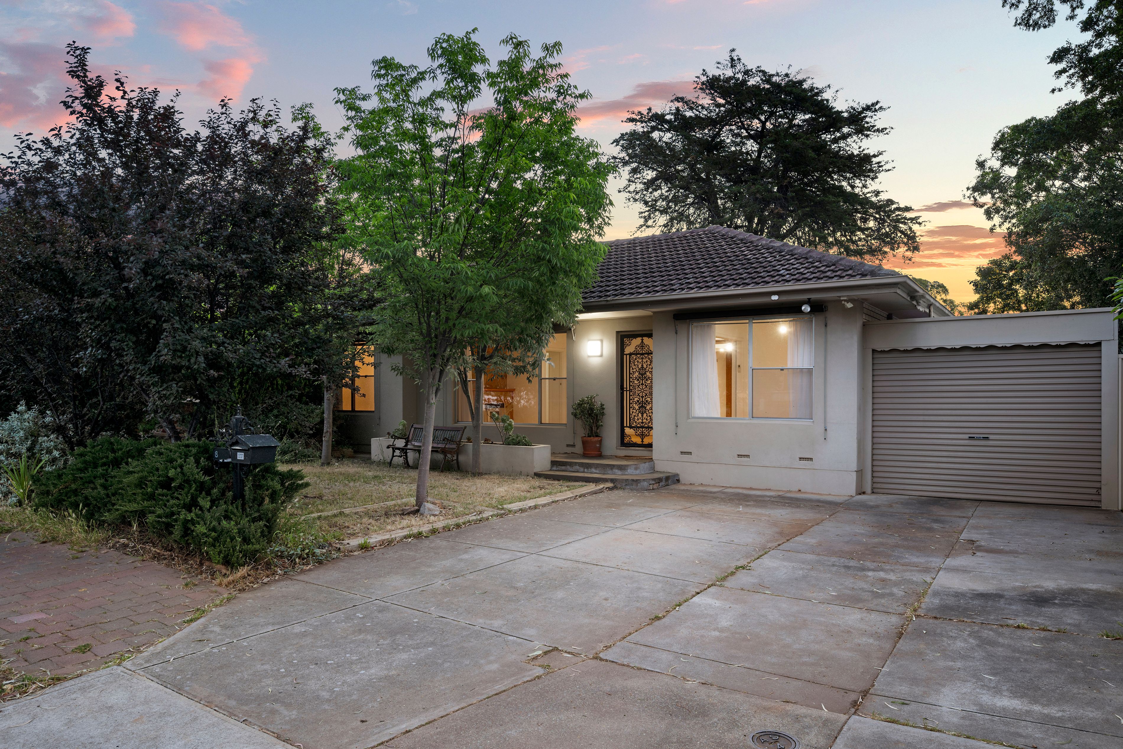 8 Hamish Grove — photo from Ray White Campbelltown
