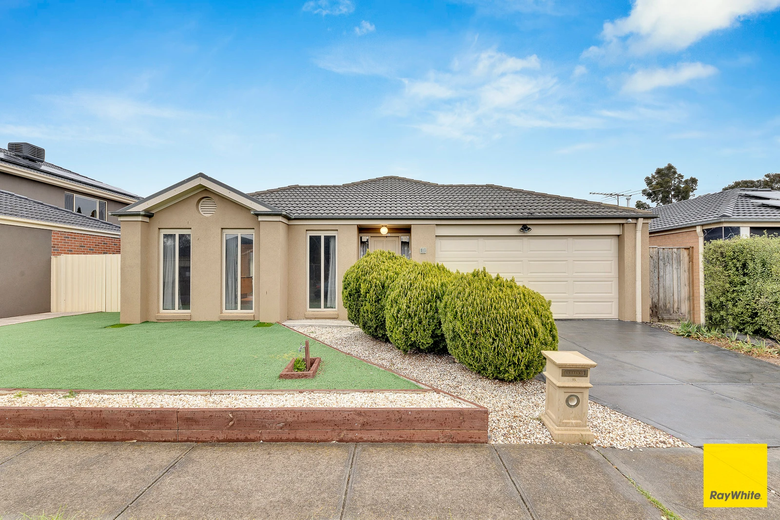 15 Shakespeare Grove, Truganina, VIC 3029