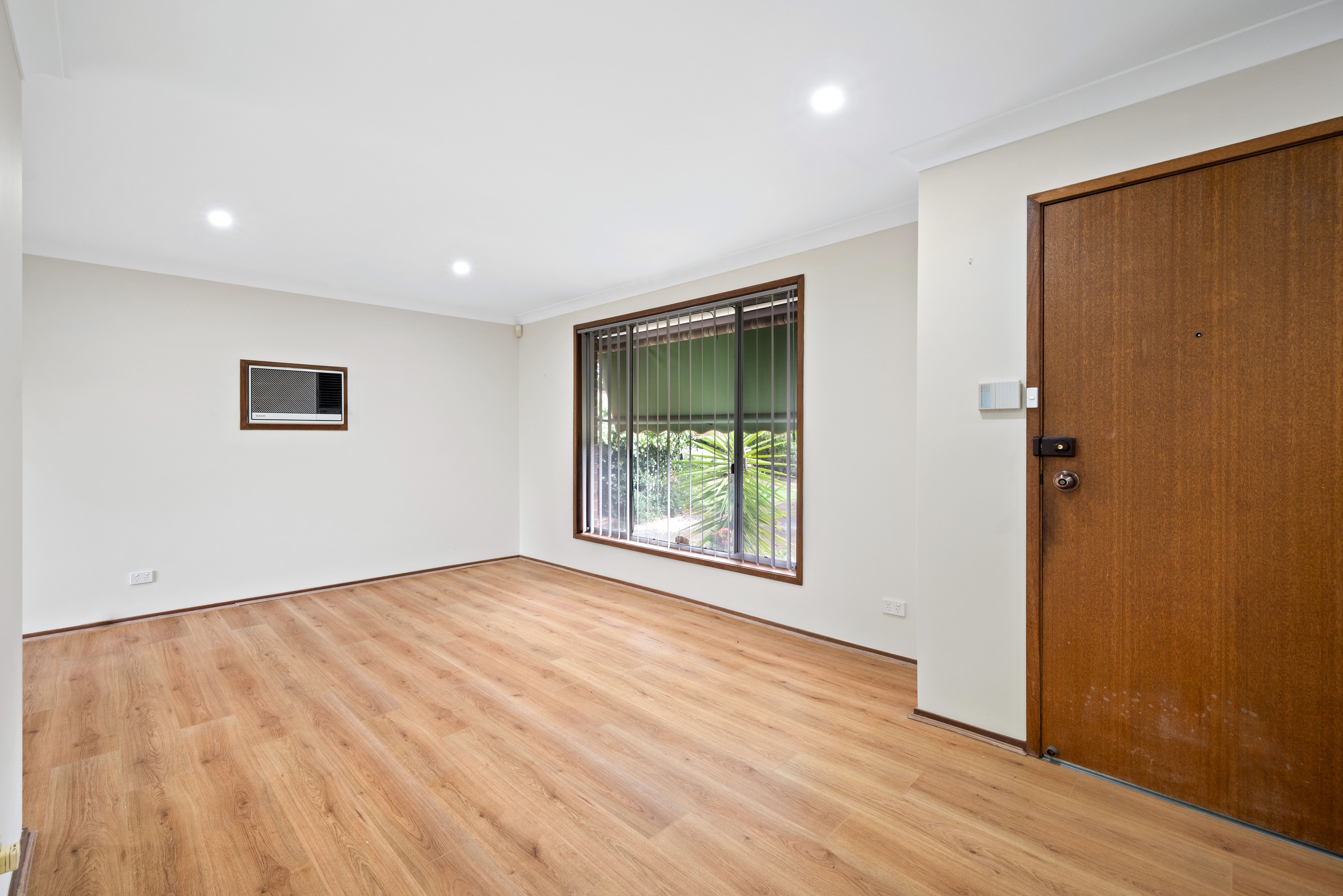 13/63 Fuchsia Crescent, Macquarie Fields, NSW 2564