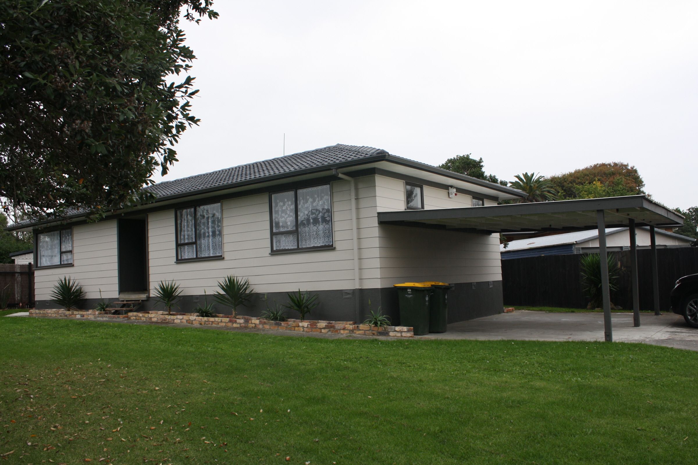 16 Ngatira Place, Clendon Park, Manukau City