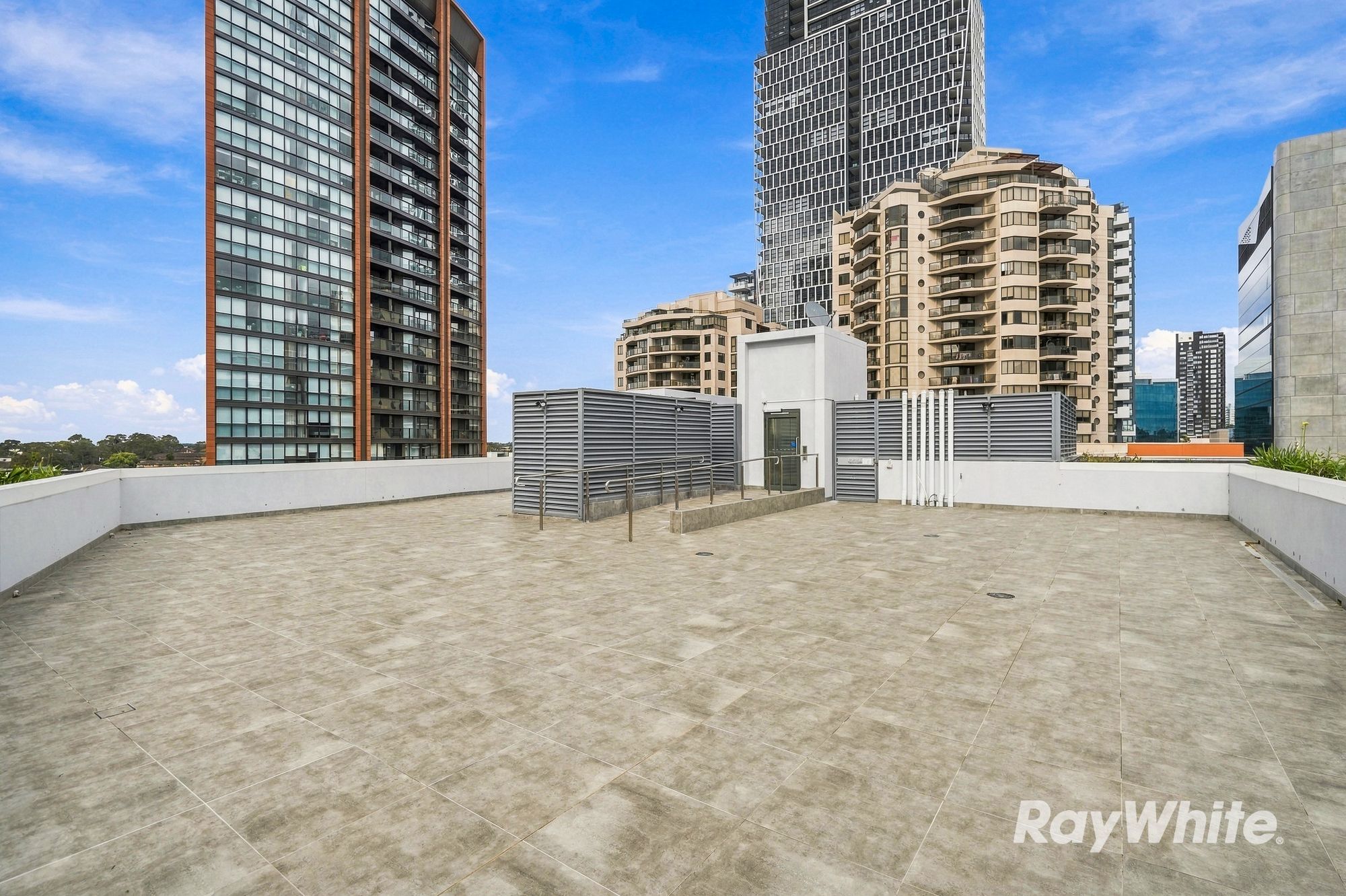 201/21 Hassall Street — photo 17 of 21