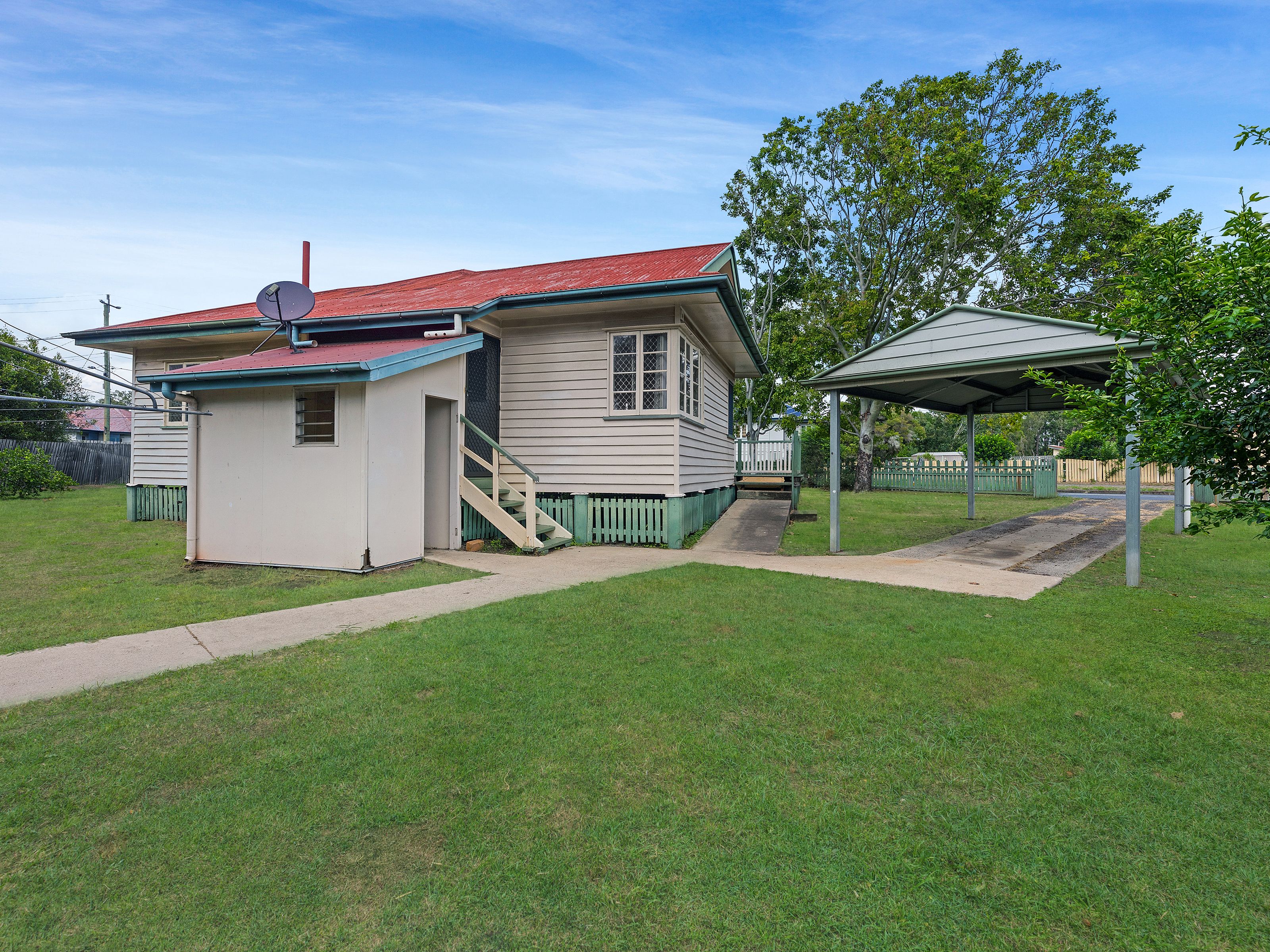 12 Casey Street, Leichhardt, QLD 4305
