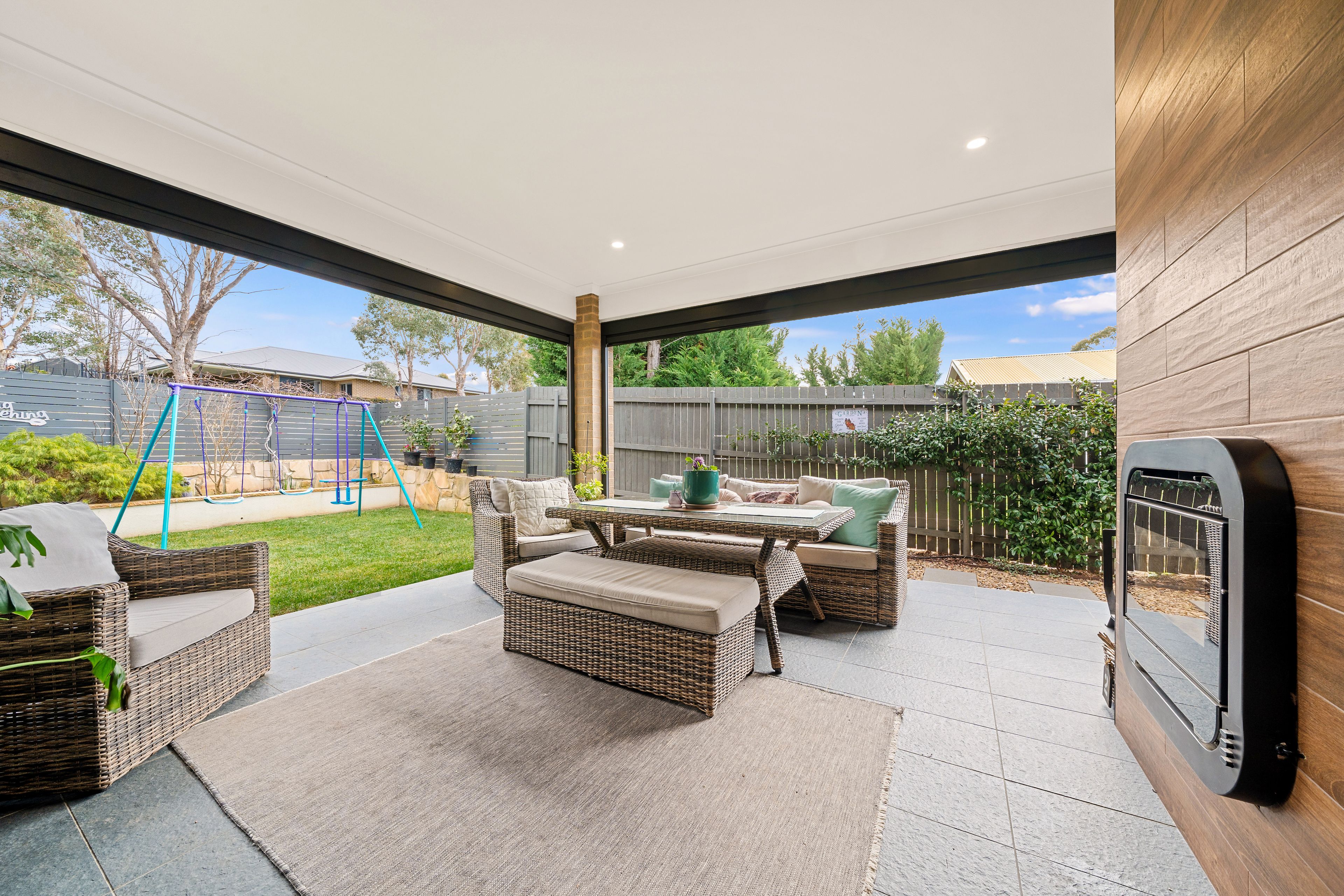 15 Griffiths Link, Googong, NSW 2620