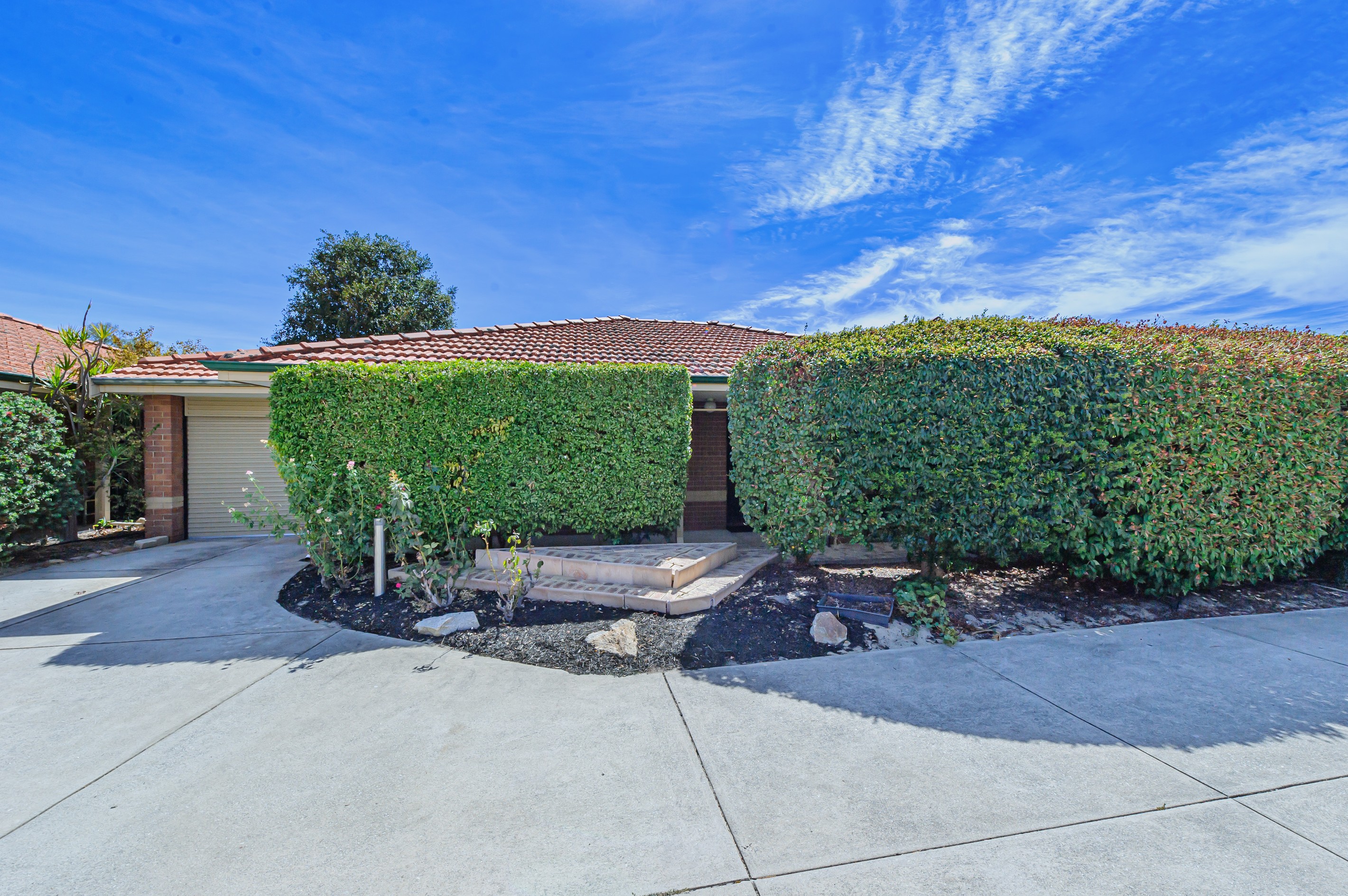 12/11 Elvire Street, Viveash, WA 6056