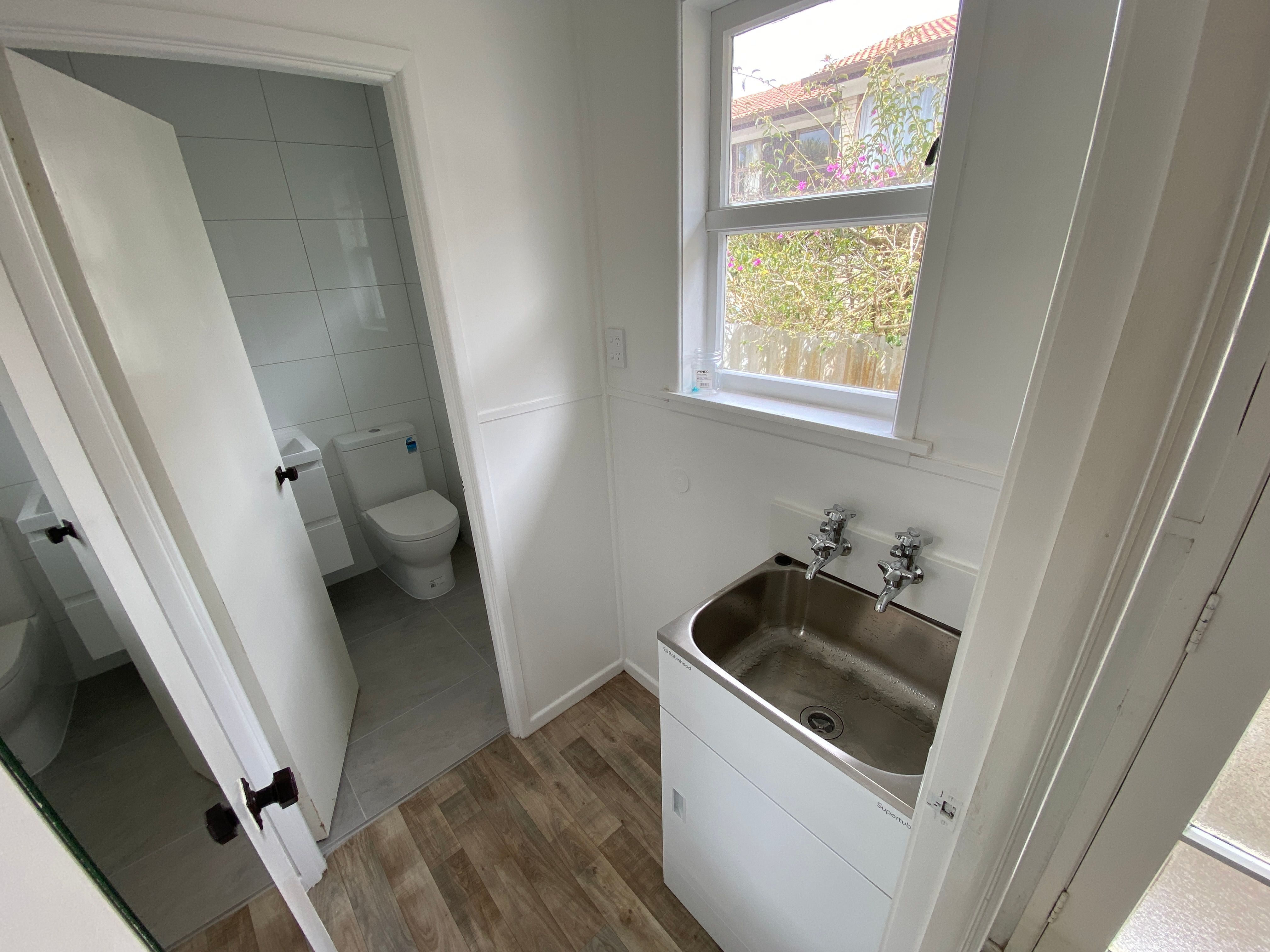 2/10 Coronation Road, Epsom, Auckland City 1023 Unit for Rent Ray