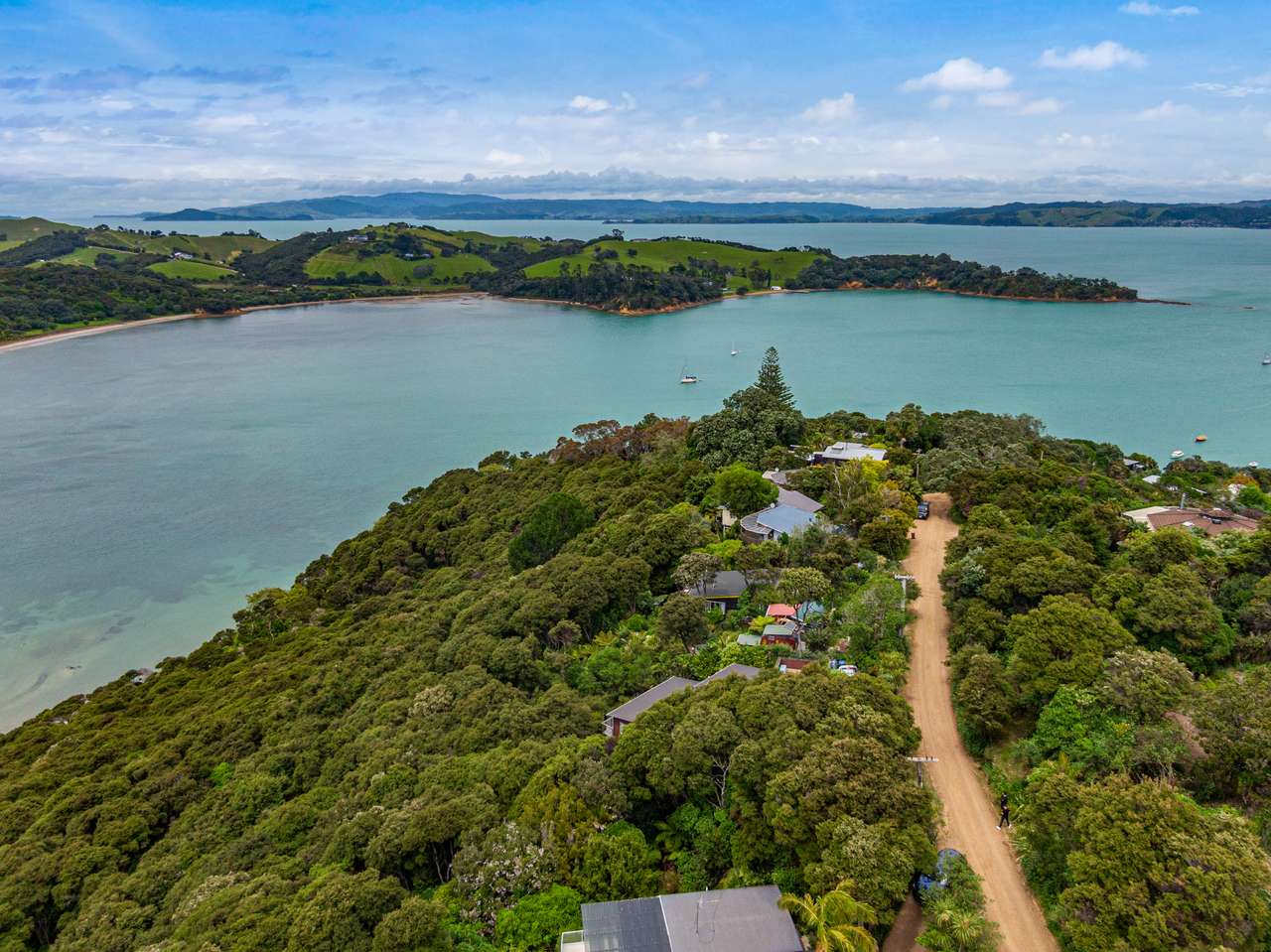 16 Bella Vista Road, Rocky Bay, Waiheke Island Real Estate Ray