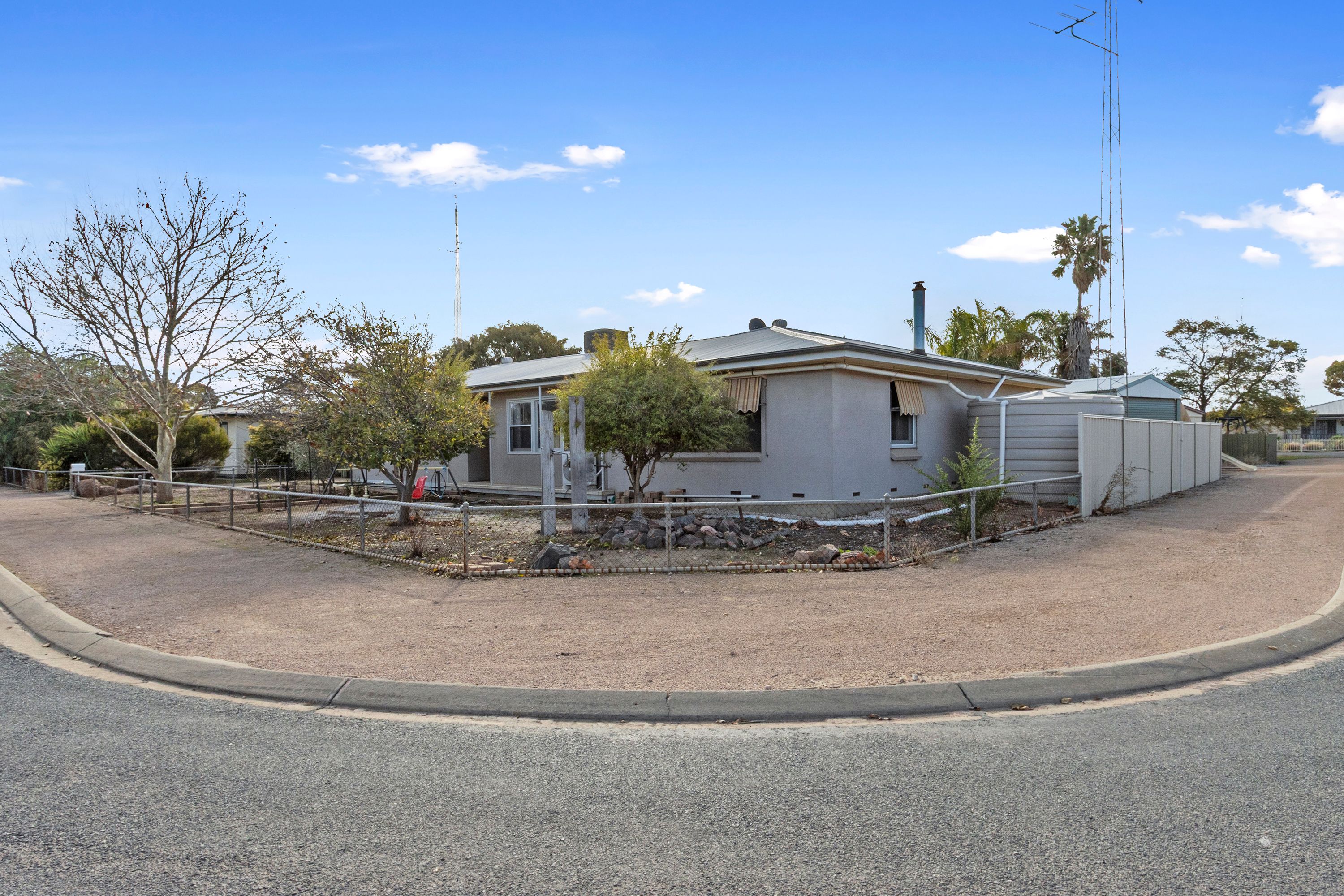 2 Hill Crescent, Kadina, SA 5554