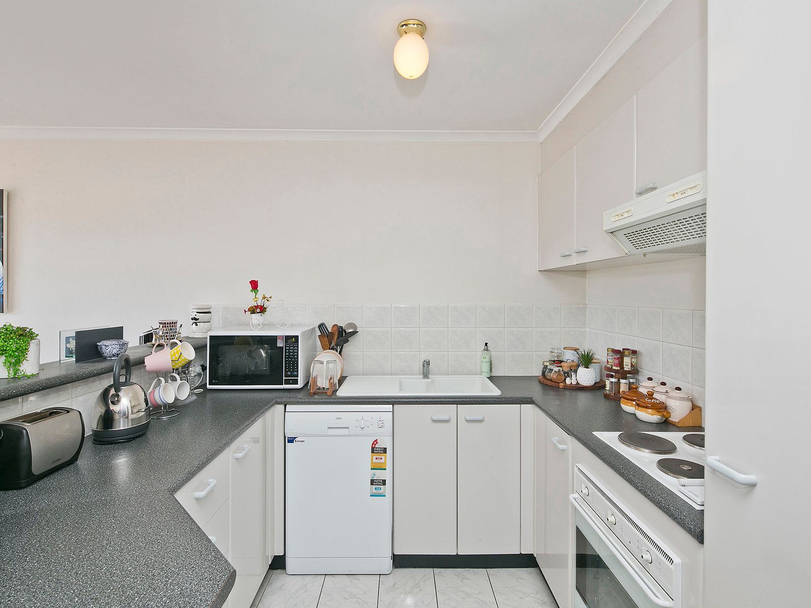 8/44 Jerrabomberra Avenue, Narrabundah, ACT 2604