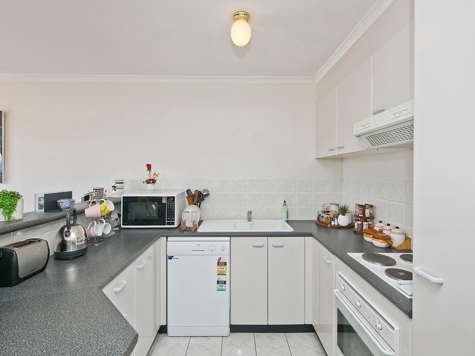 8/44 Jerrabomberra Avenue, Narrabundah, ACT 2604