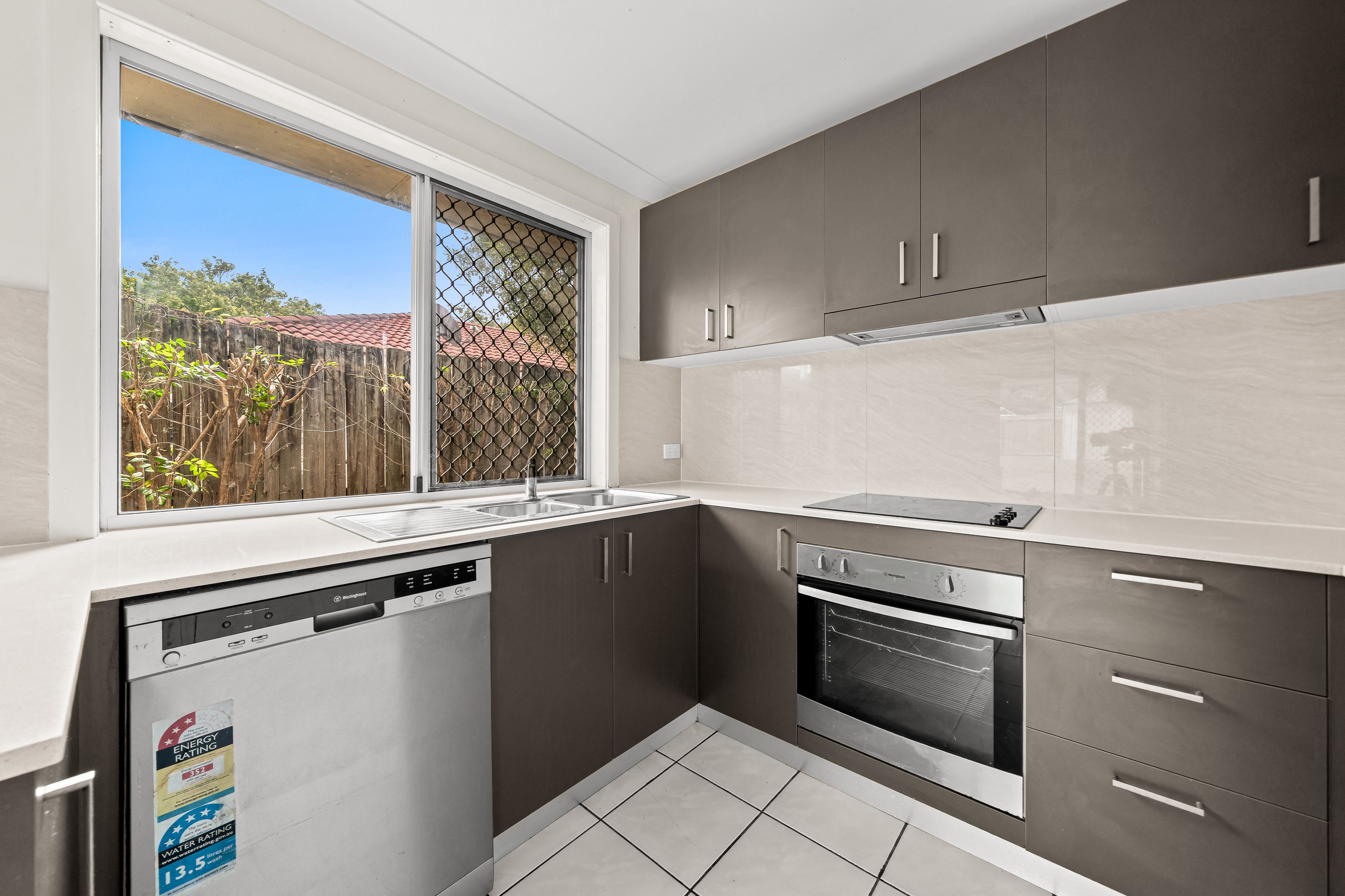 5 Pengam Street — photo 3 of 15