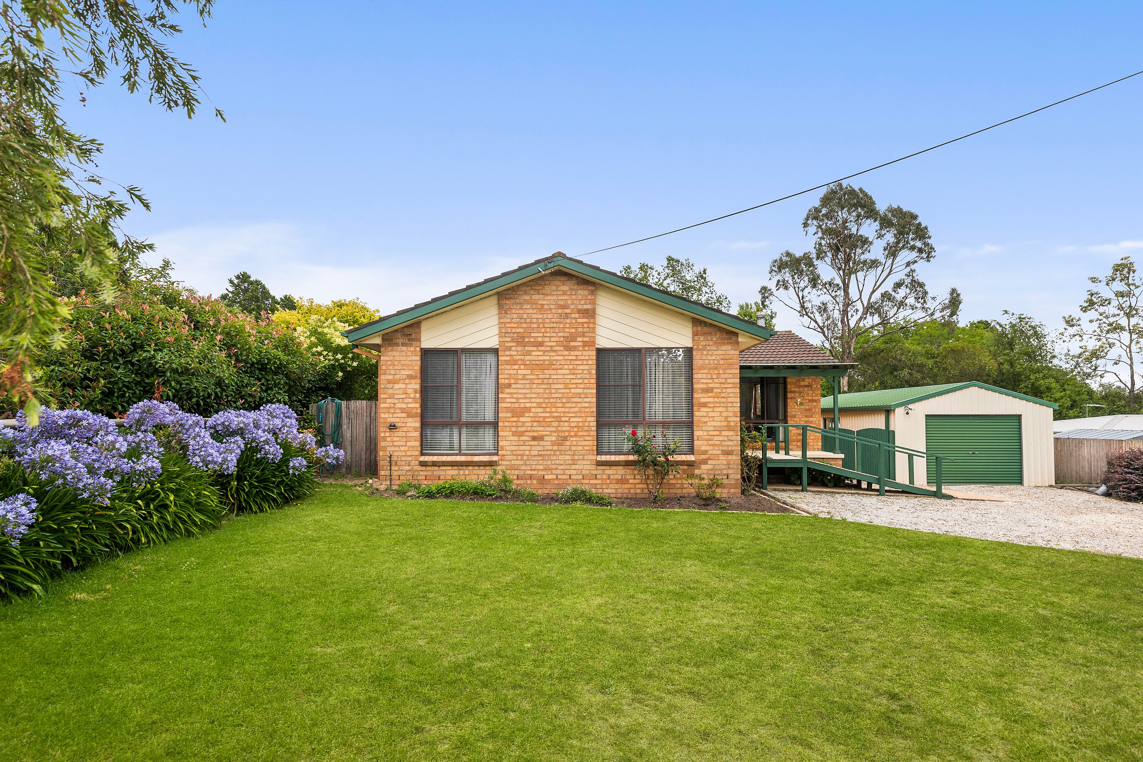 69 Church Road, Moss Vale NSW 2577