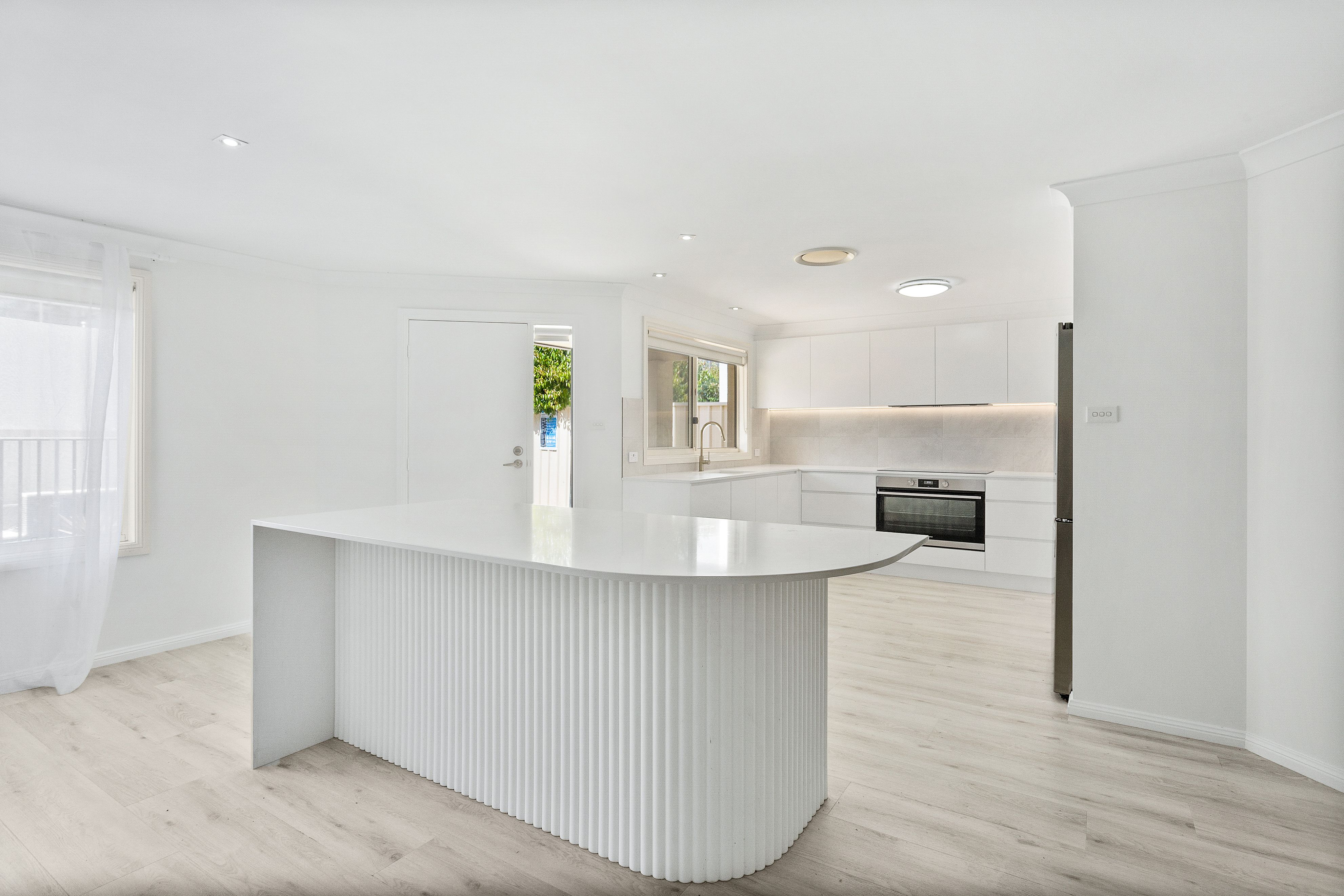 10 Cove Boulevard, Shell Cove, NSW 2529