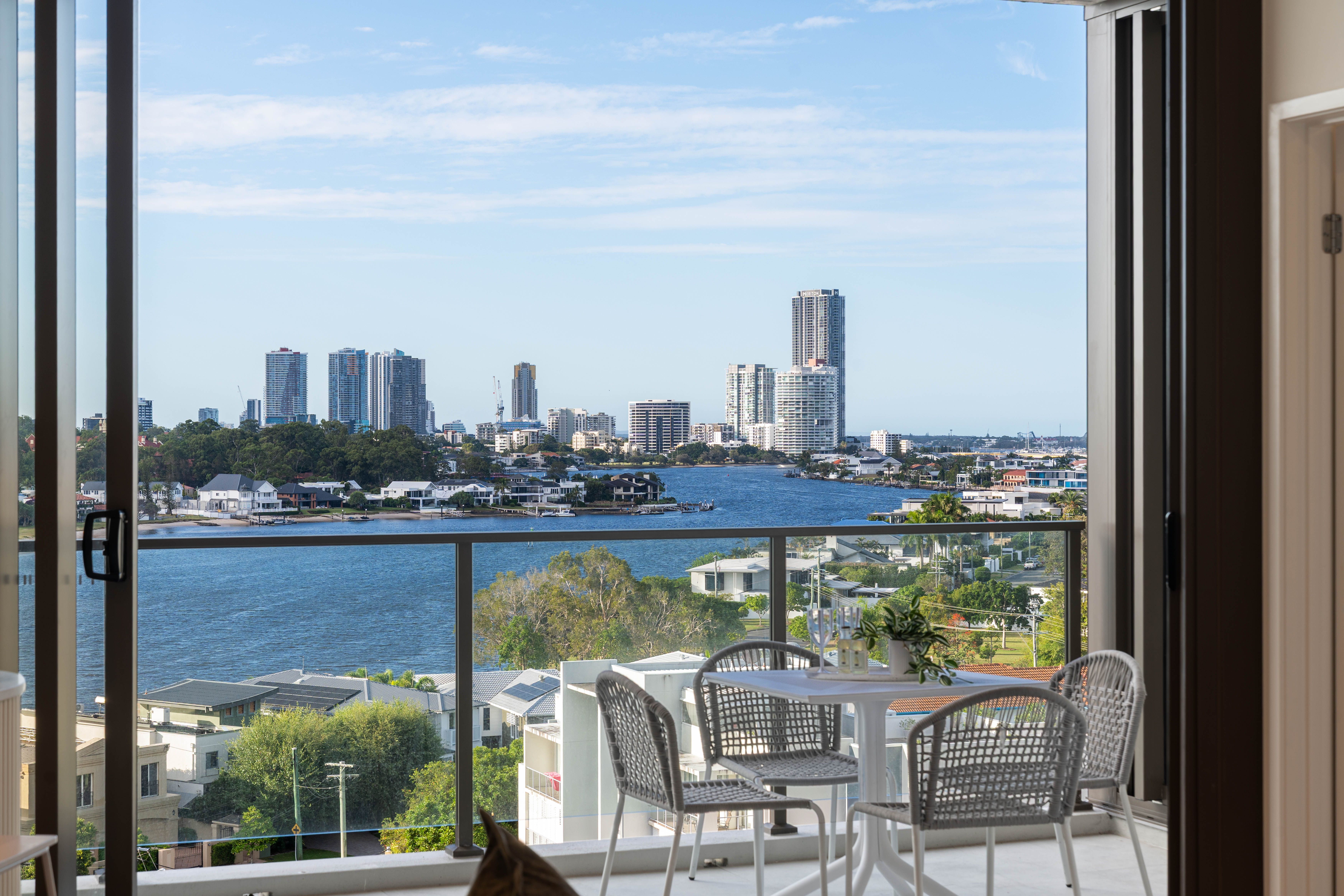 801/1 Aruma Street, Chevron Island, QLD 4217