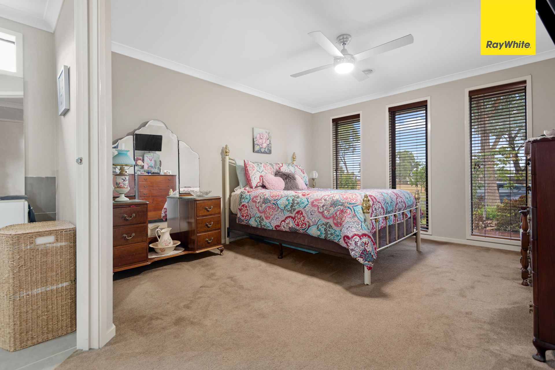 16 Moonah Avenue, Brookfield, VIC 3338