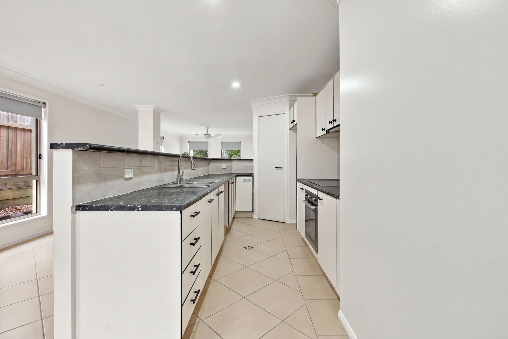 5 Drummond Court — photo 4 of 13