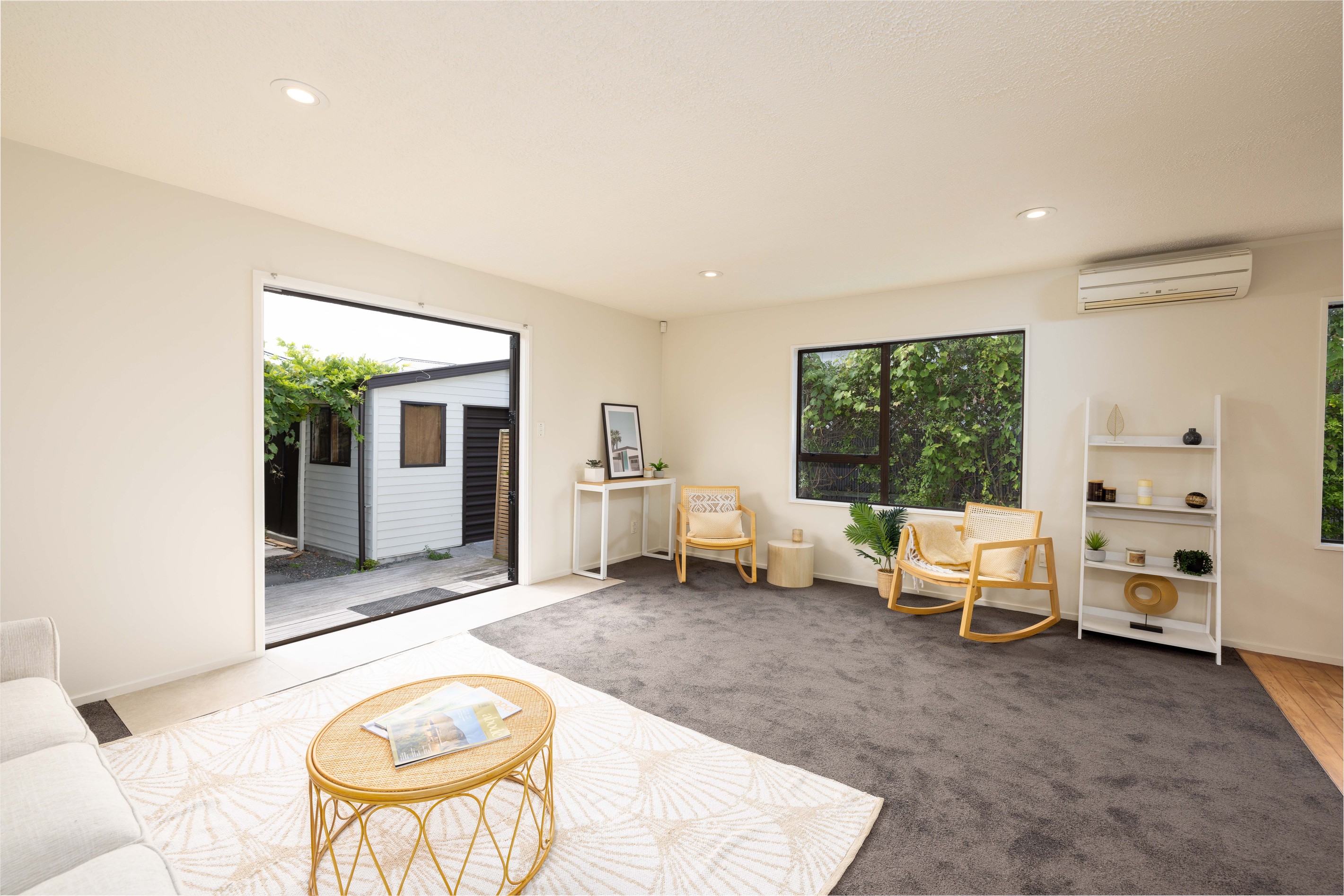2/51 St Johns Street, Woolston, Christchurch City