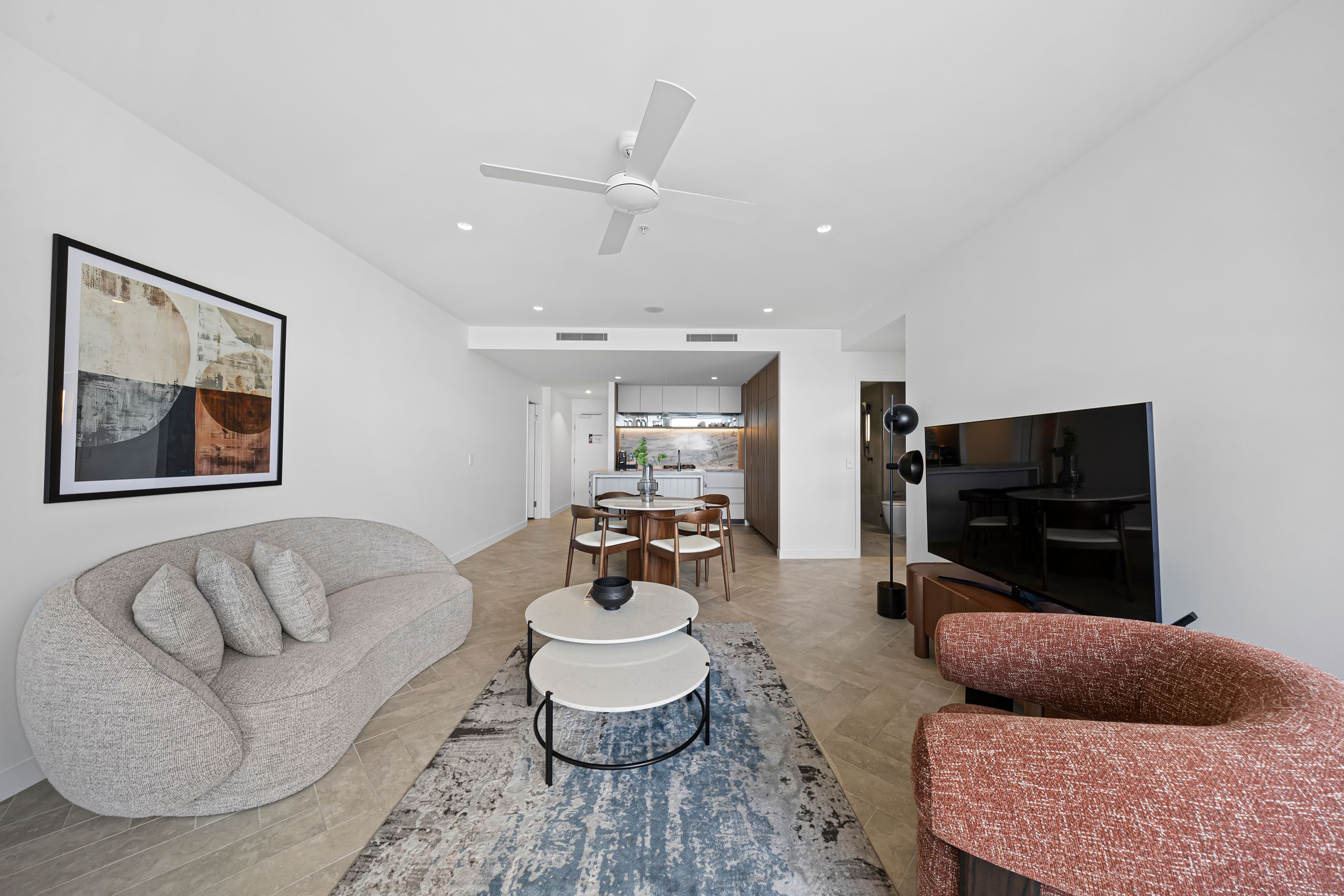 5709/8 Margaret Street — photo 6 of 26
