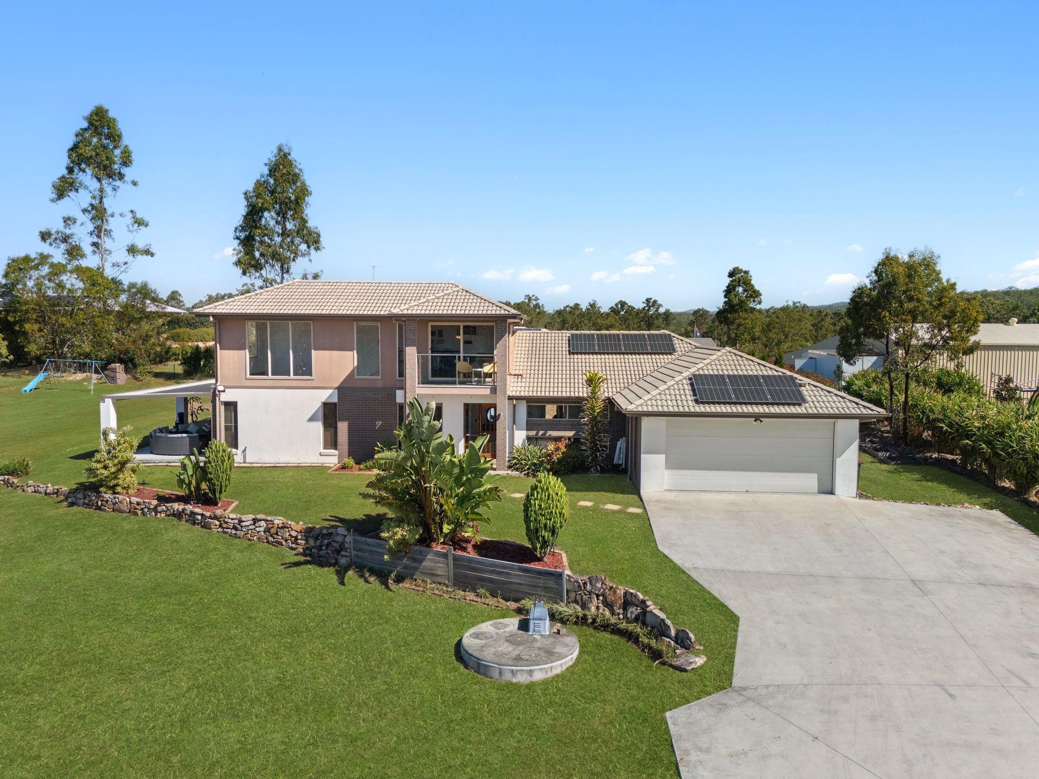 31-35 Barcoo Drive — photo from Ray White Logan City