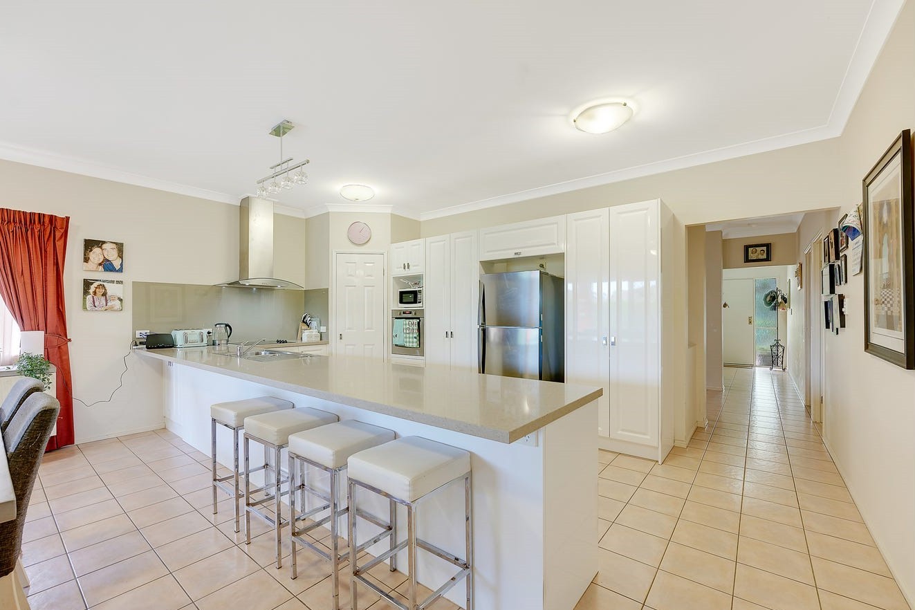 26 Gardenia Parade, North Lakes, QLD 4509